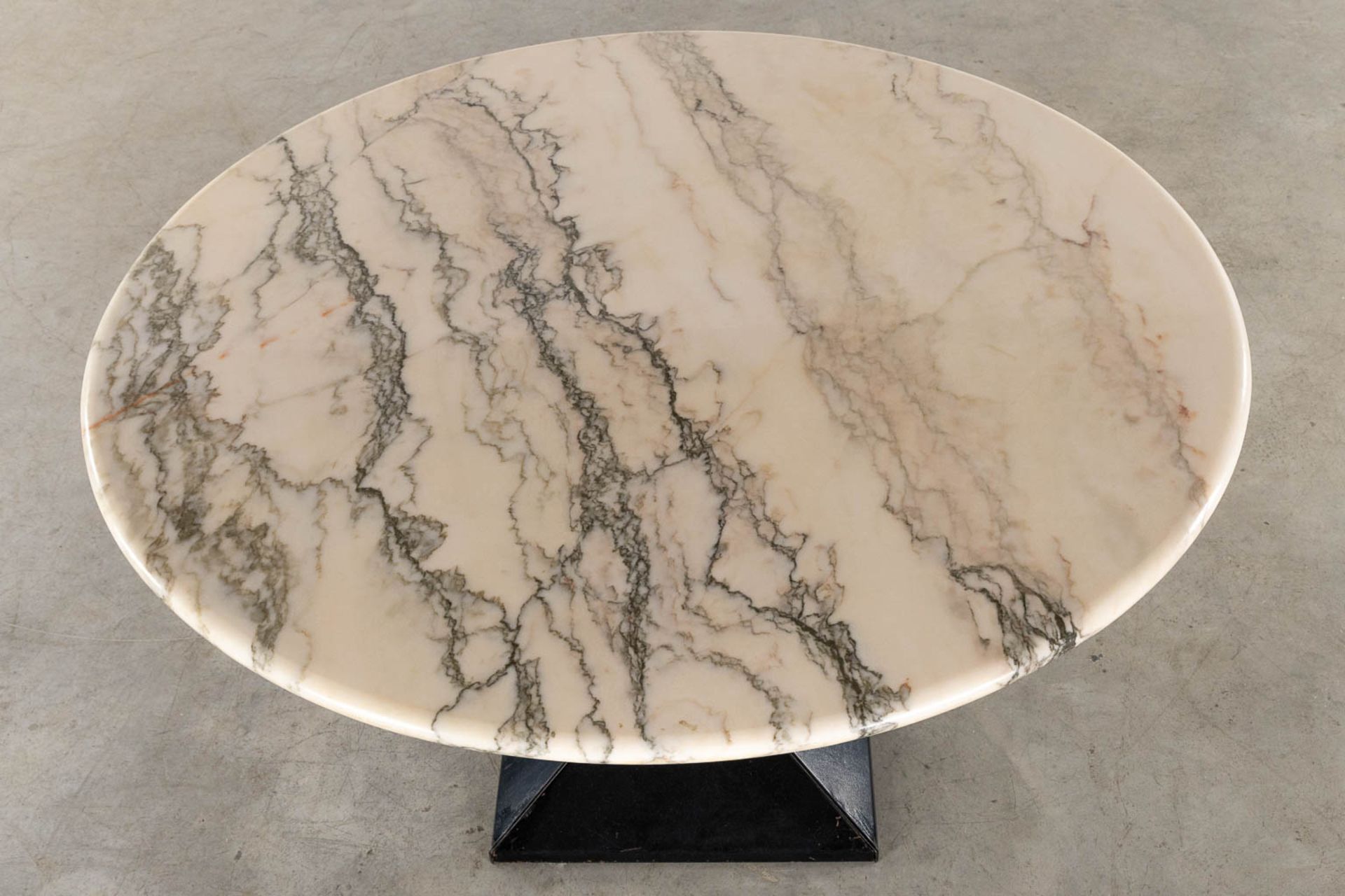 A mid-century table with marble top and a patinated metal base. Circa 1960-1970. (H:73 x D:130 cm) - Image 4 of 9