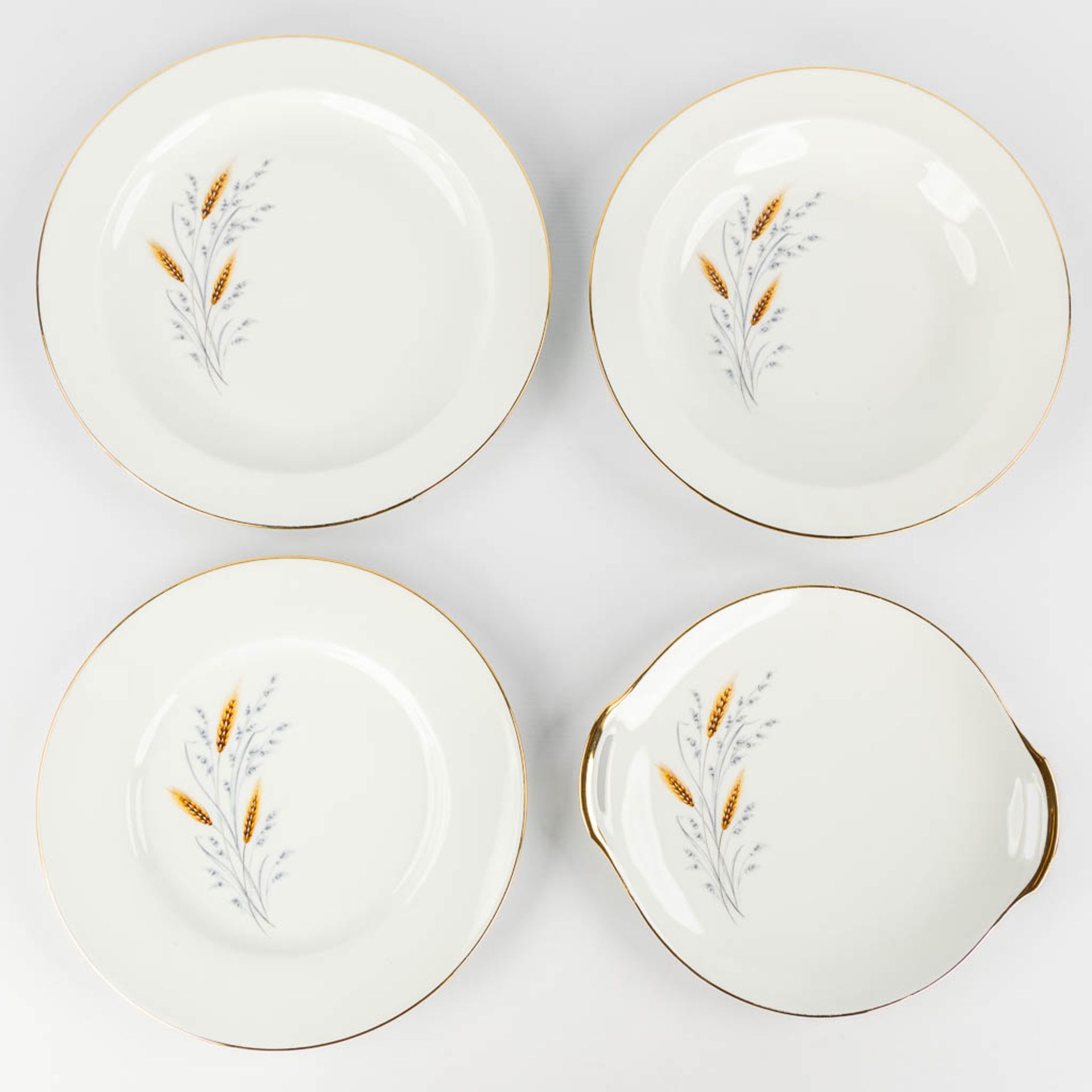 Limoges, France, a large, 12-person dinner, wild and coffee service. (L:23 x W:34 x H:22 cm) - Image 16 of 28
