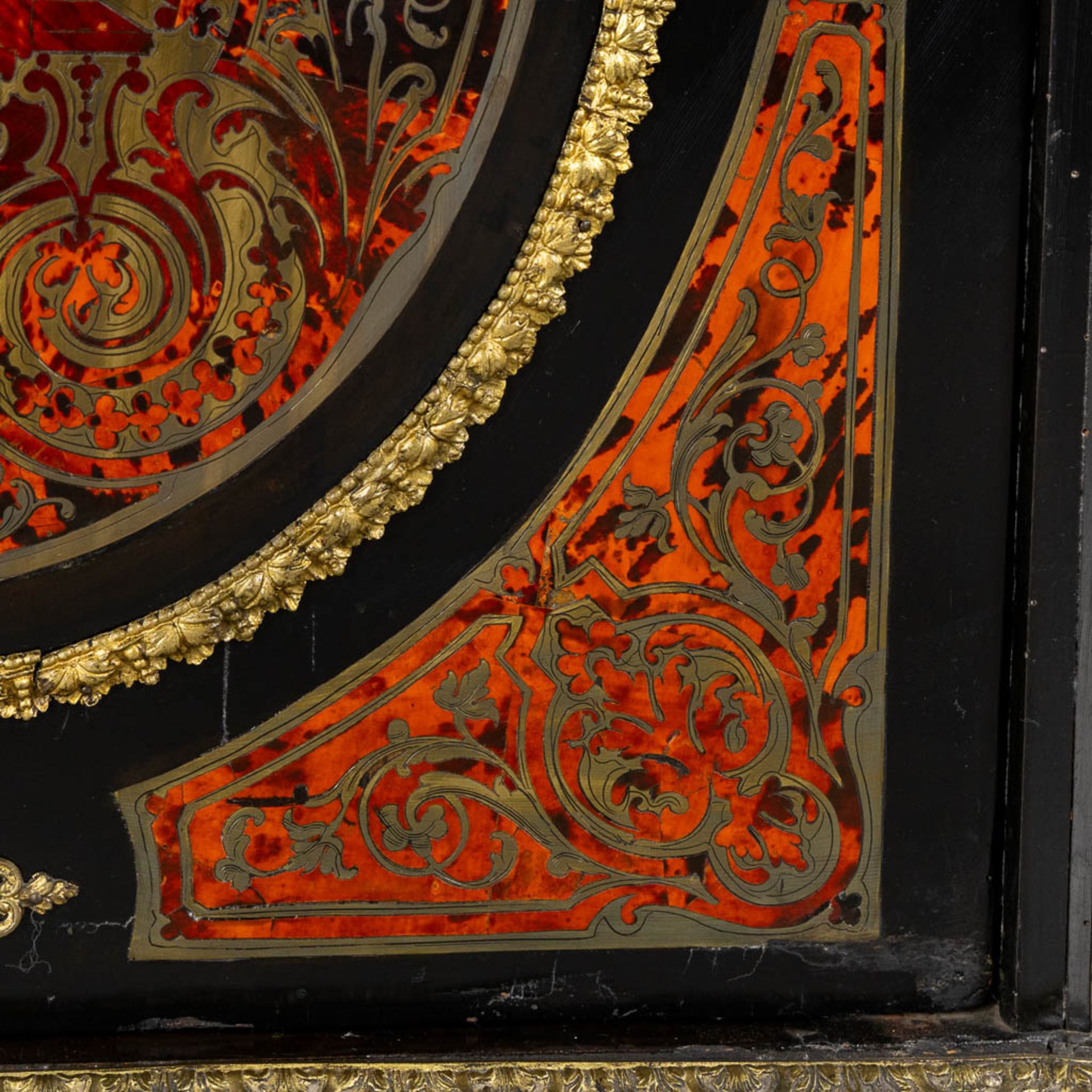 A Boulle inlay one-door cabinet, Napoleon 3. 19th C. (L:38 x W:82 x H:103 cm) - Image 14 of 17