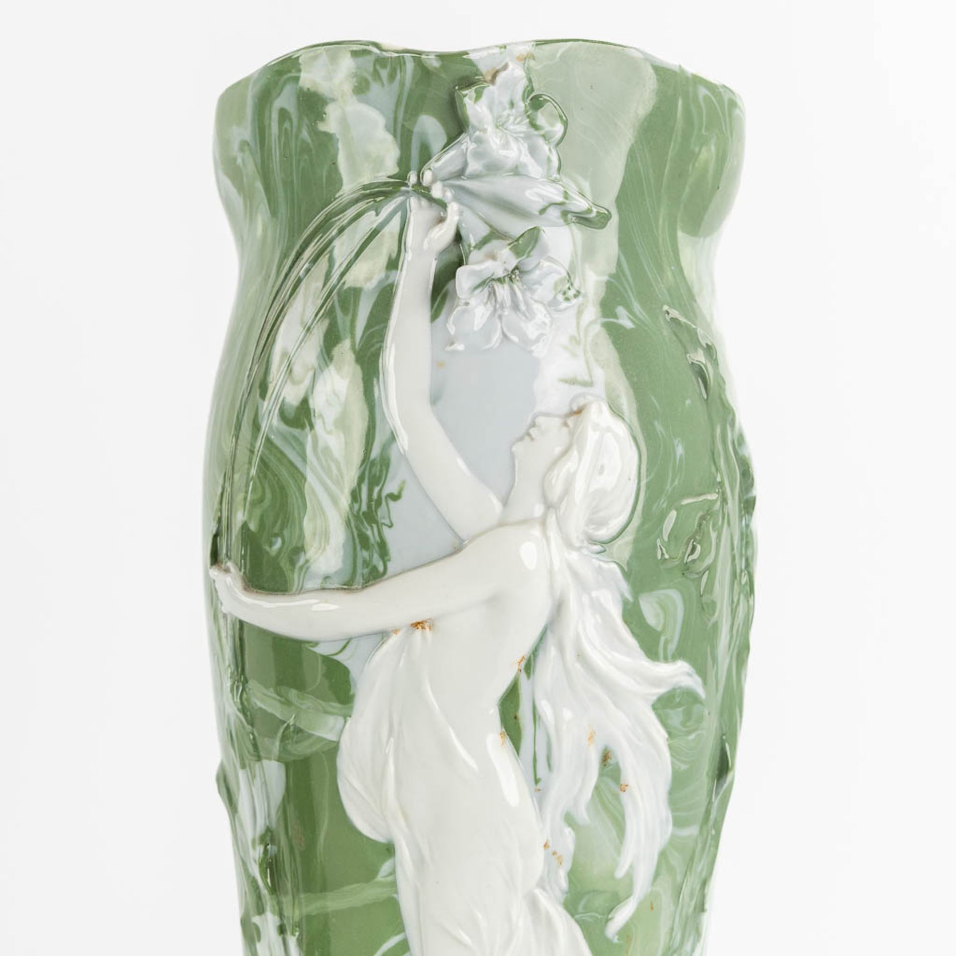 Attributed to Adolf OPPEL (1840-1923) 'Vases with Ladies' Art Nouveau. (L:13 x W:15 x H:36 cm) - Image 13 of 13