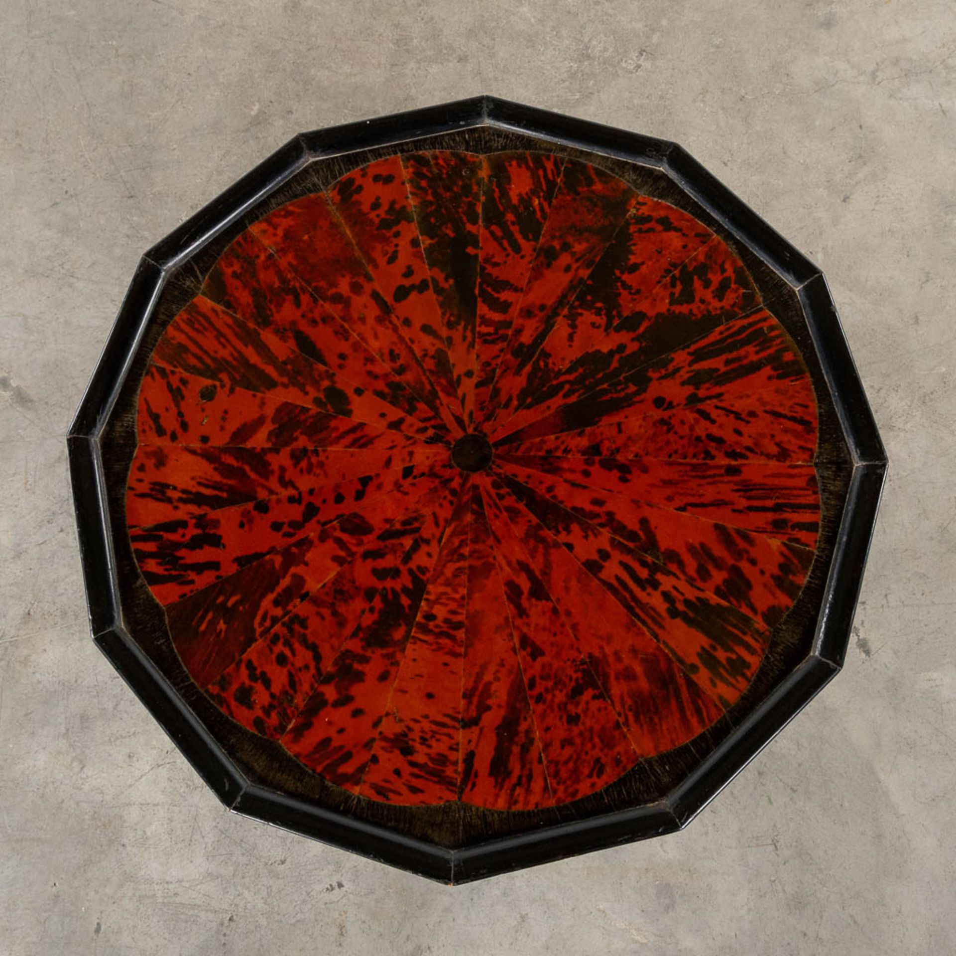 Maison Franck, Antwerp, an octagonal side table, tortoise shell and ebonised wood. (H:65 x D:72 cm) - Image 3 of 8