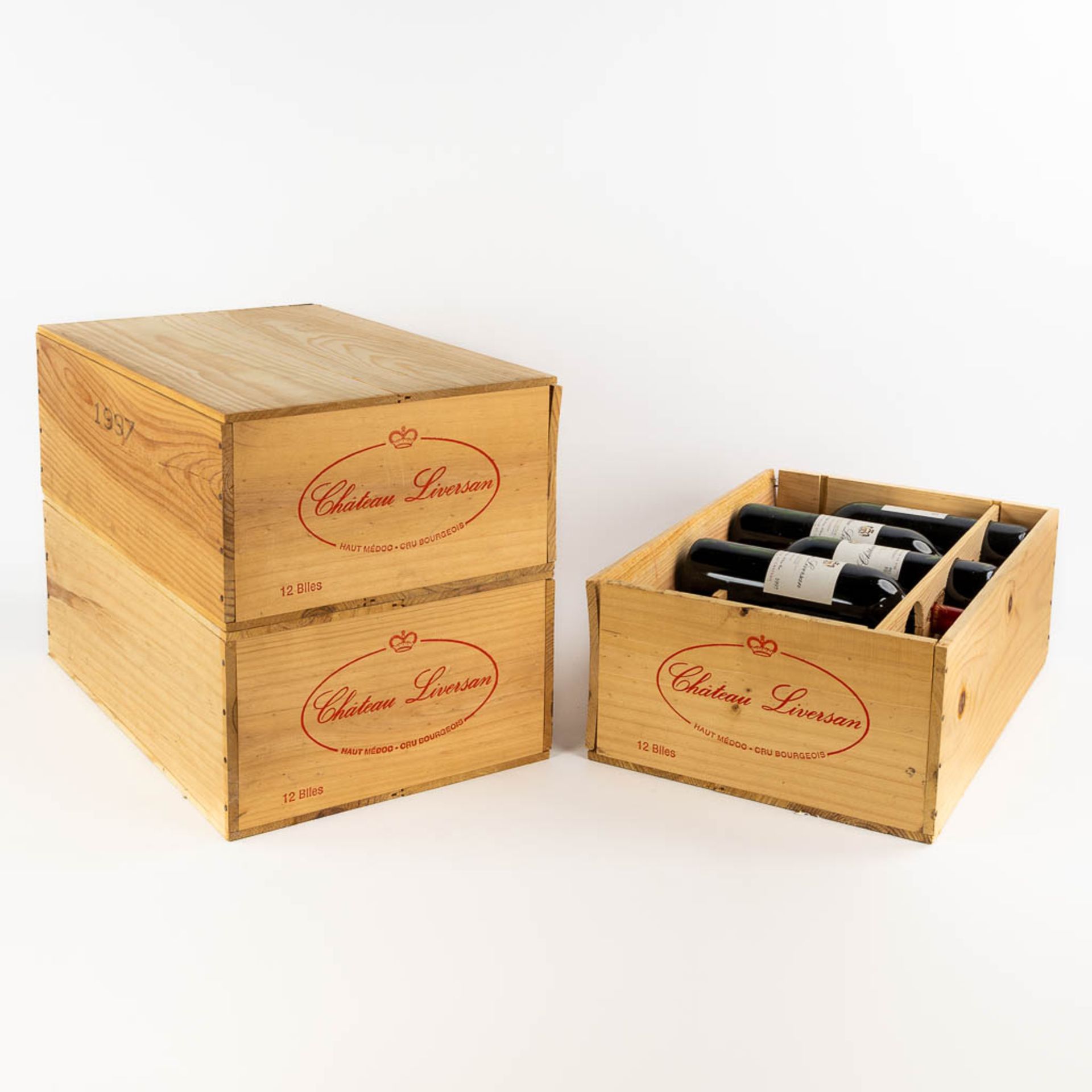 1997 Château Liversan Haut-Medoc, 34 bottles (2 full crates en 10 bottles)