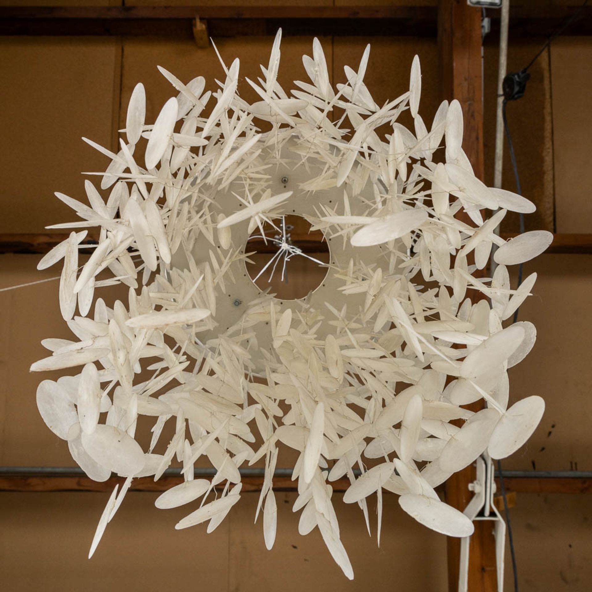 A mid-century ceiling lamp, in the style of Verner Panton. (H:75 x D:42 cm) - Image 6 of 7