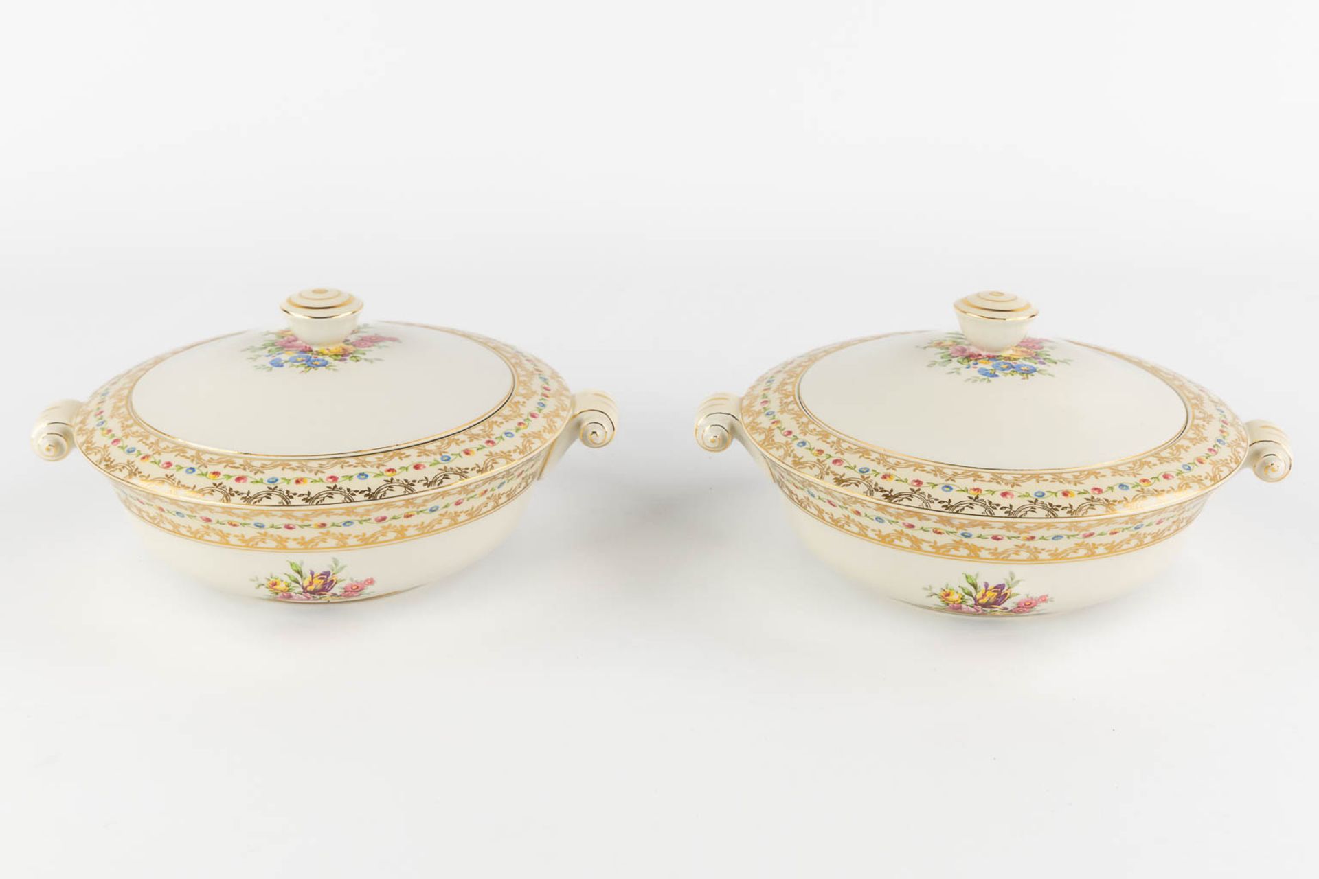 Raynaud, Limoges, a large dinner service. (L:25 x W:35 cm) - Image 8 of 16