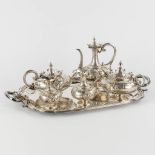 An exceptional coffee and tea service, silver, 950/1000. France, 19th C. 6,695 kg. (L:41 x W:66 cm)