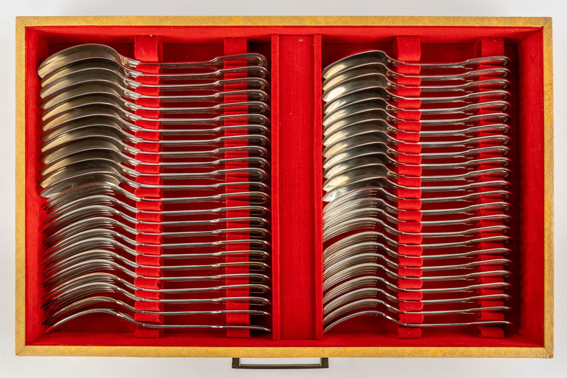 Bruno Wiskemann, 12-person, 136-piece silver-plated cutlery in a chest. (L:33 x W:50 x H:30 cm) - Image 13 of 16