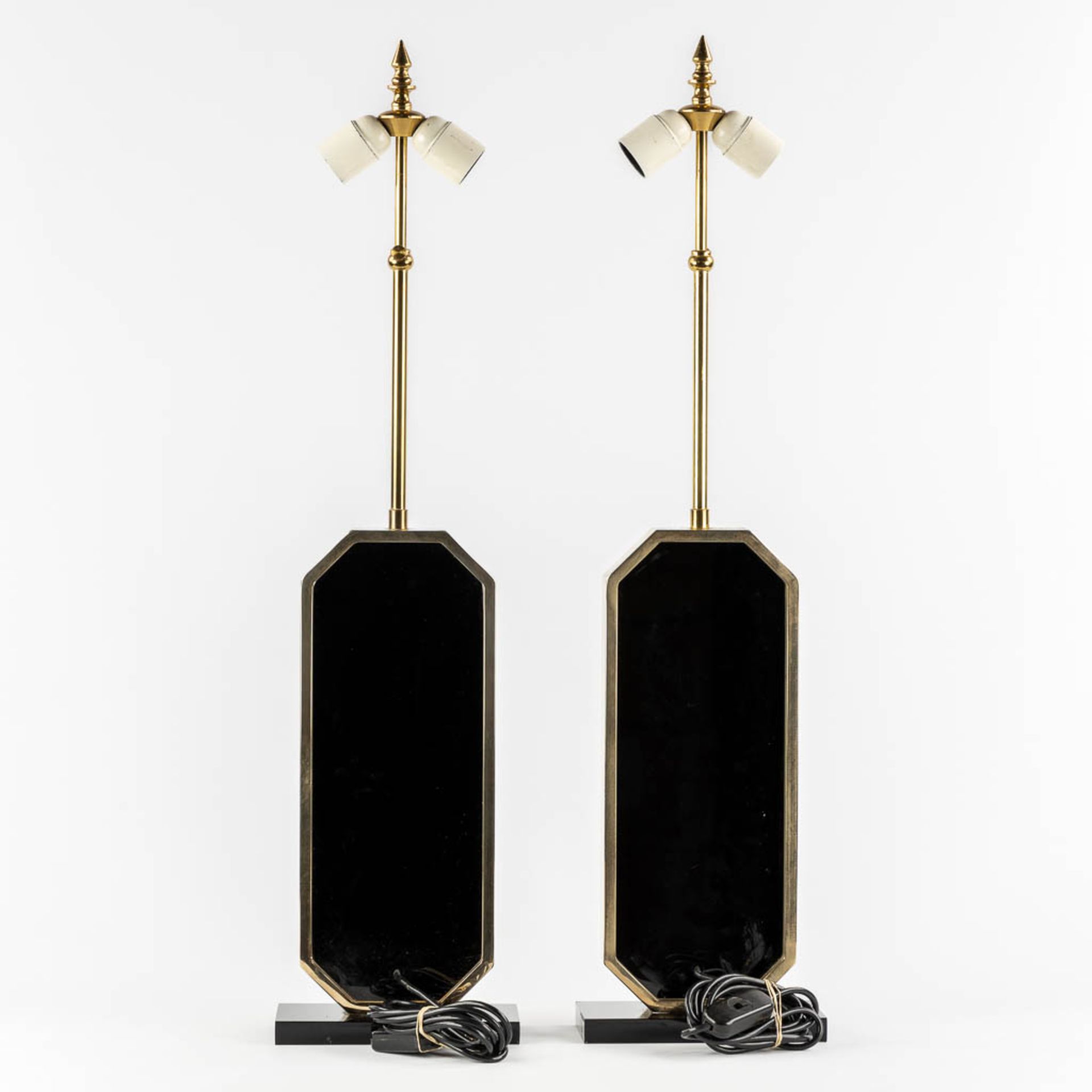 Georges MATHIAS (XX-XXI) 'Pair of table lamps' gold-plated metal. Circa 1980. (L:9,5 x W:20 x H:82,5 - Image 5 of 14