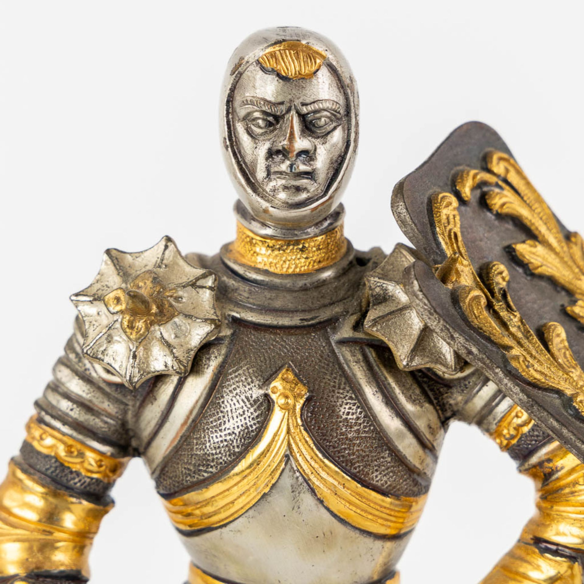 Giuseppe VASARI (1934-2005) 'Warrior's' silver- and gold-plated bronze. (H:28 cm) - Image 10 of 14