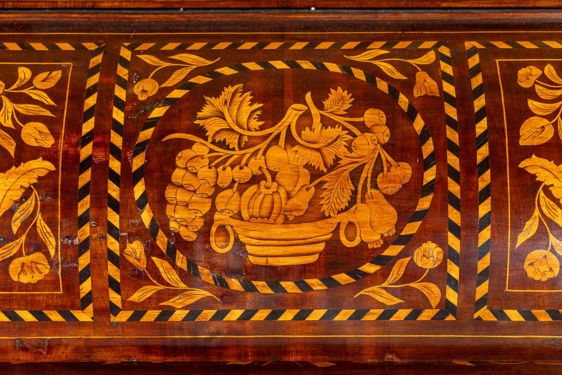 A fine marquetry inlay secretaire cabinet, The Netherlands, 18th C. (L:51 x W:112 x H:108 cm) - Image 10 of 20