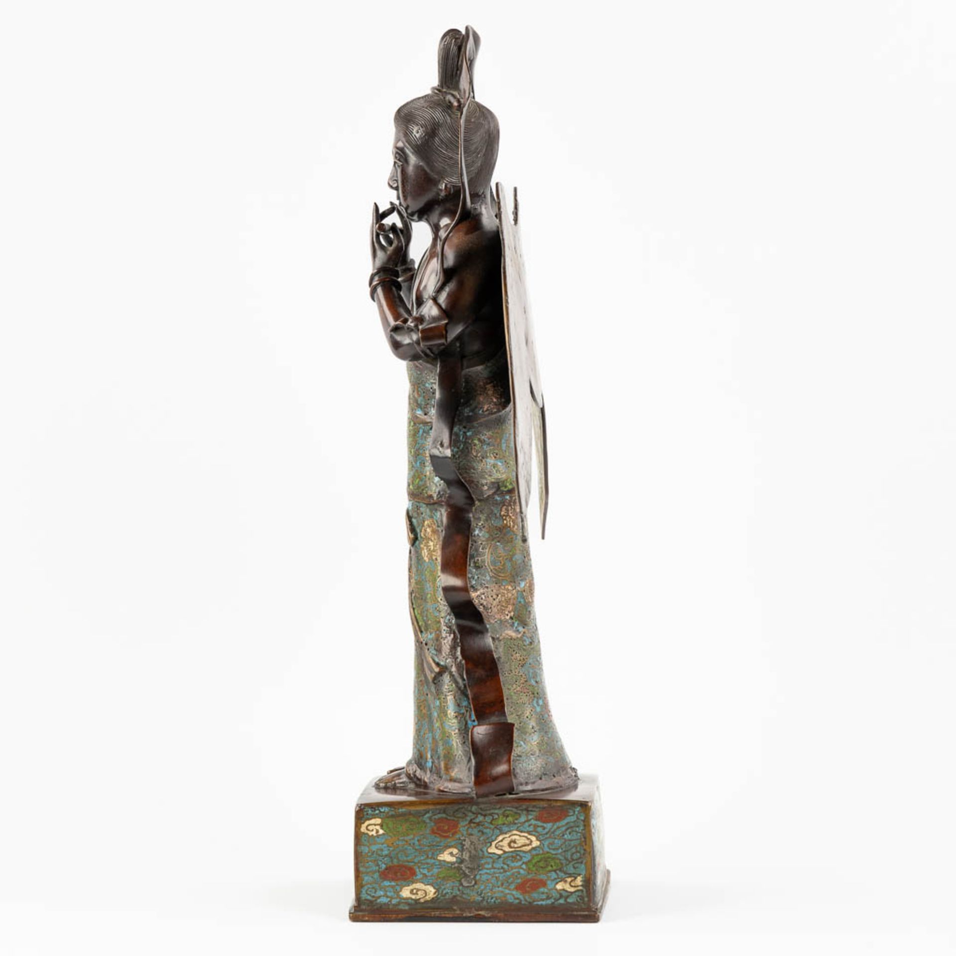 An Oriental figurine of an Angel with a flute, Champslevé bronze. (L:15 x W:35 x H:53 cm) - Image 6 of 14