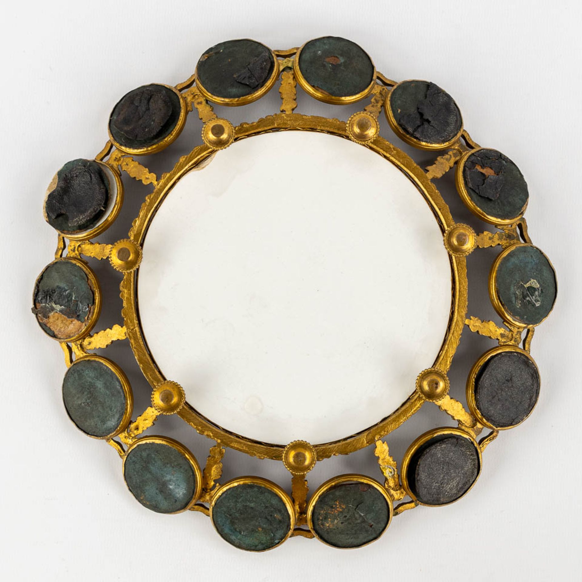 A highly decorative serving plate, gilt bronze mounted with hand-painted porcelain plaques, 19th C. - Image 6 of 8