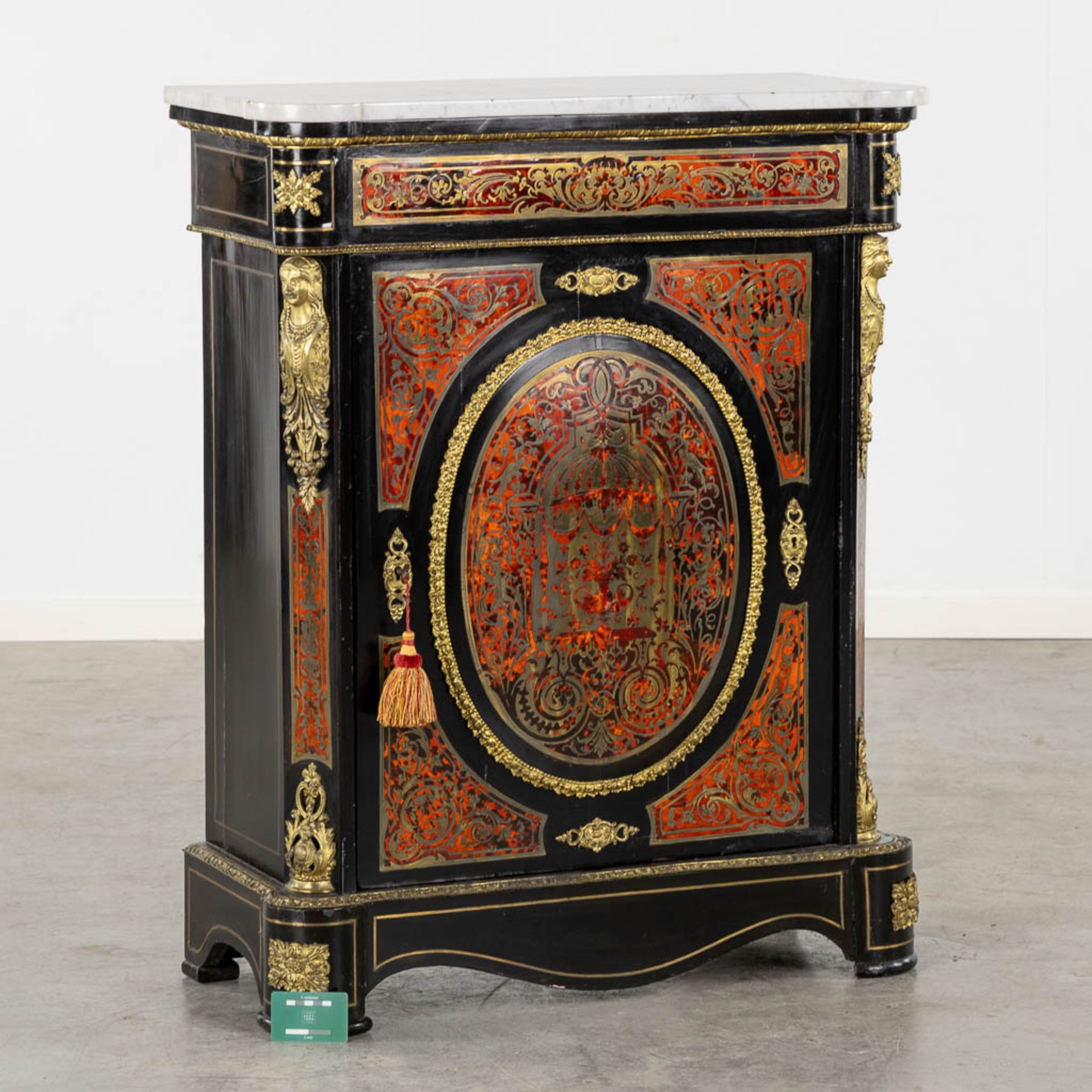 A Boulle inlay one-door cabinet, Napoleon 3. 19th C. (L:38 x W:82 x H:103 cm) - Image 2 of 17