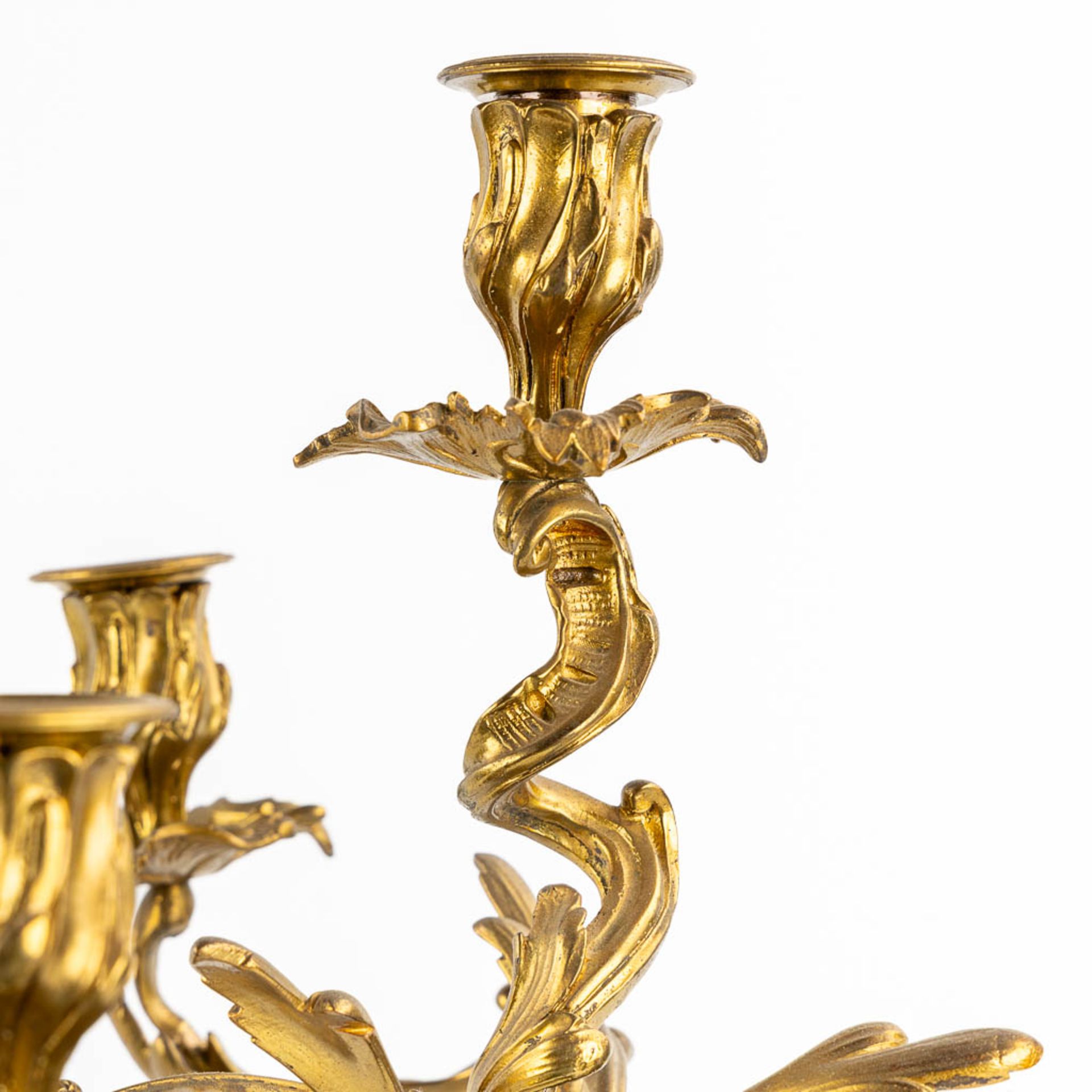 A pair of candelabra, bronze in Louis XV style. Circa 1900. (H:54 x D:27 cm) - Image 7 of 9