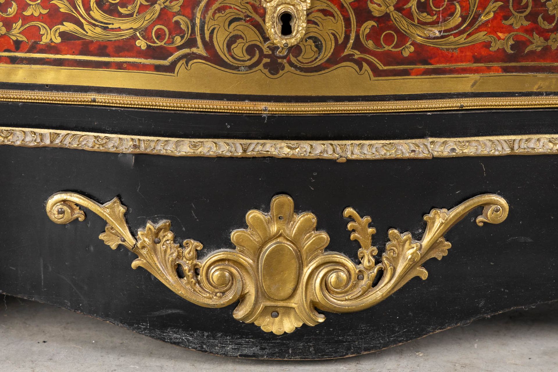 A Boulle inlay secretaire cabinet, Napoleon 3 period, 19th C. (L:36 x W:75 x H:122 cm) - Image 13 of 18