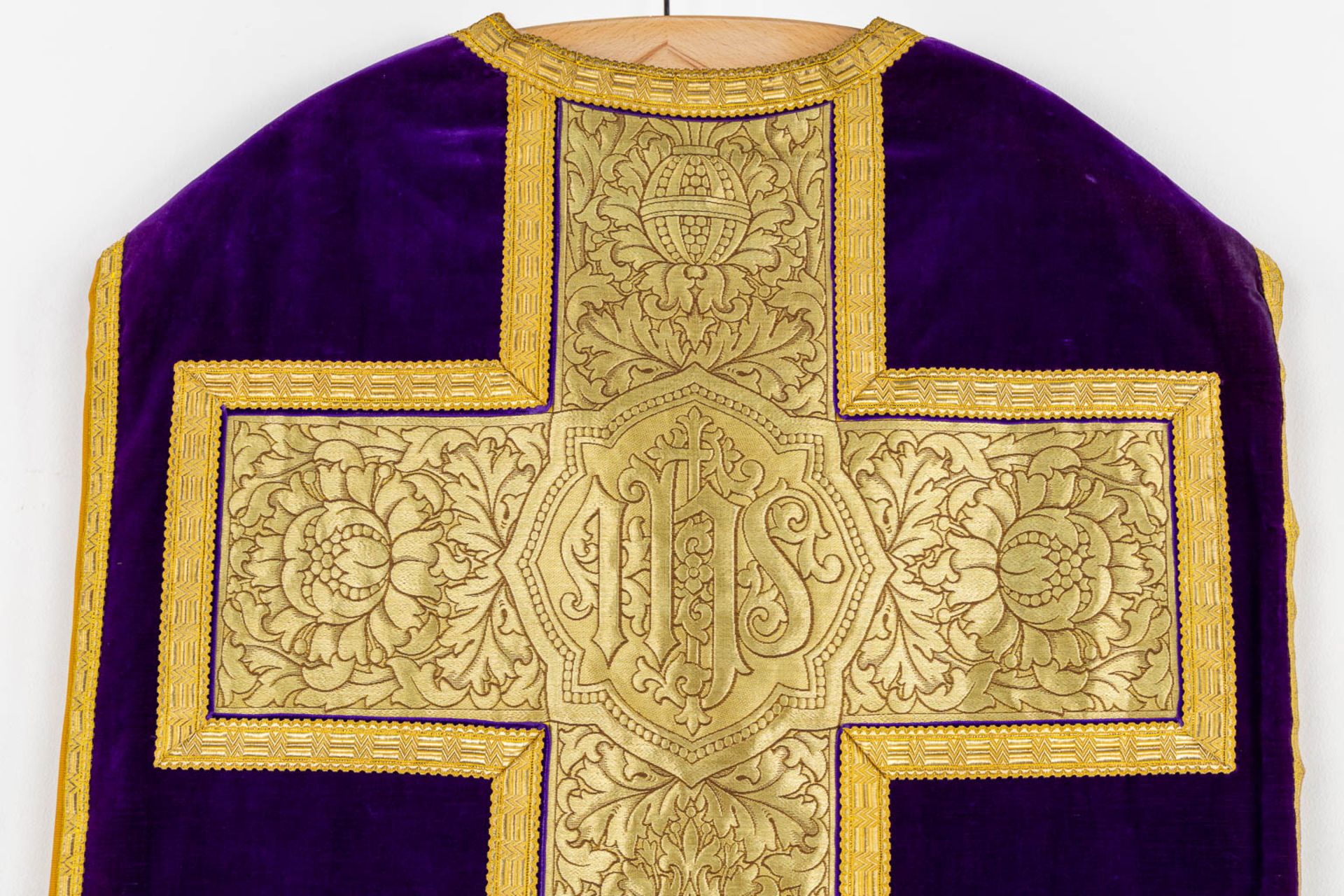 A Cope, Chasuble and two Roman Chasubles, Stola and Veil, Embroideries and Thick Gold Thread brocade - Image 23 of 29