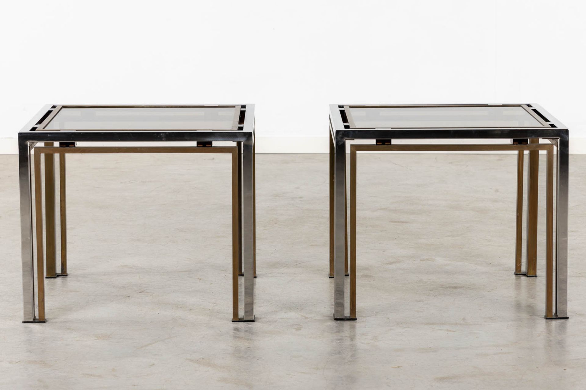 Four identical tables and a coffee table, gilt and silver-plated brass. Dewulf Selection / Belgo Chr - Image 4 of 19