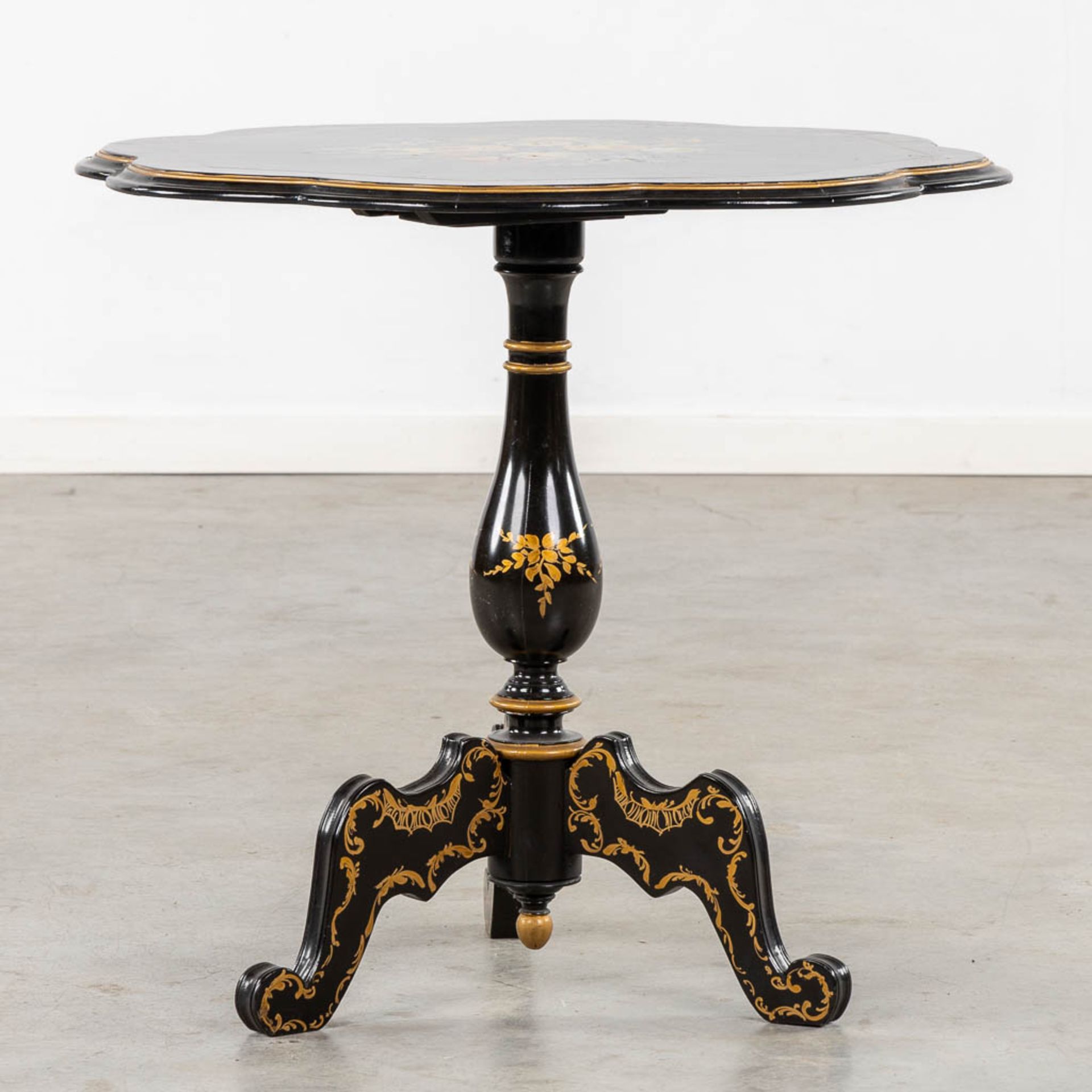 A Tilt-Top table with hand-painted floral decor, Napoleon 3 style. (H:67 x D:72 cm) - Image 6 of 9