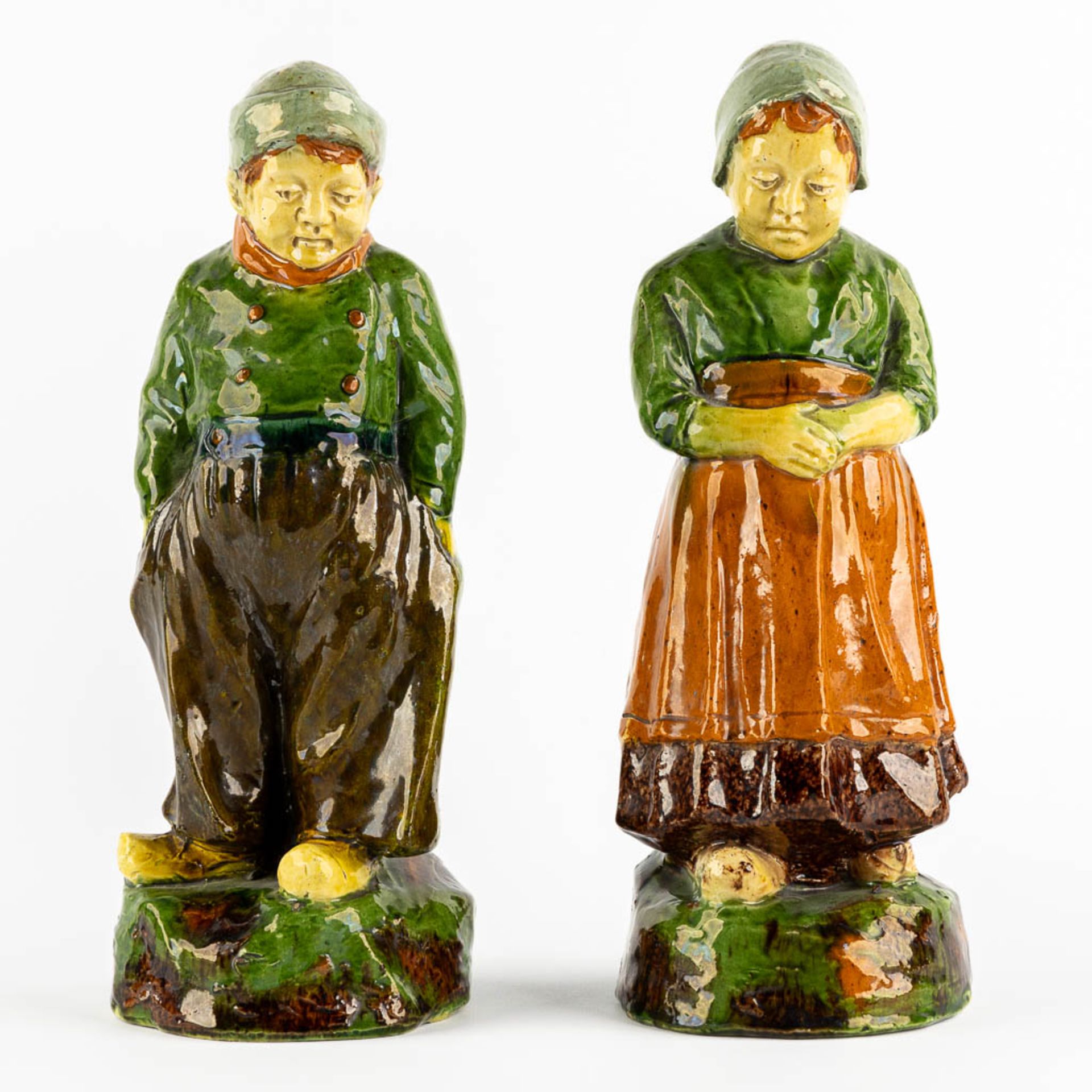 Figurine of a Man and Woman, Flemish Earthenware, possibly Caessens. Circa 1900. (H:32 x D:12 cm) - Image 3 of 9
