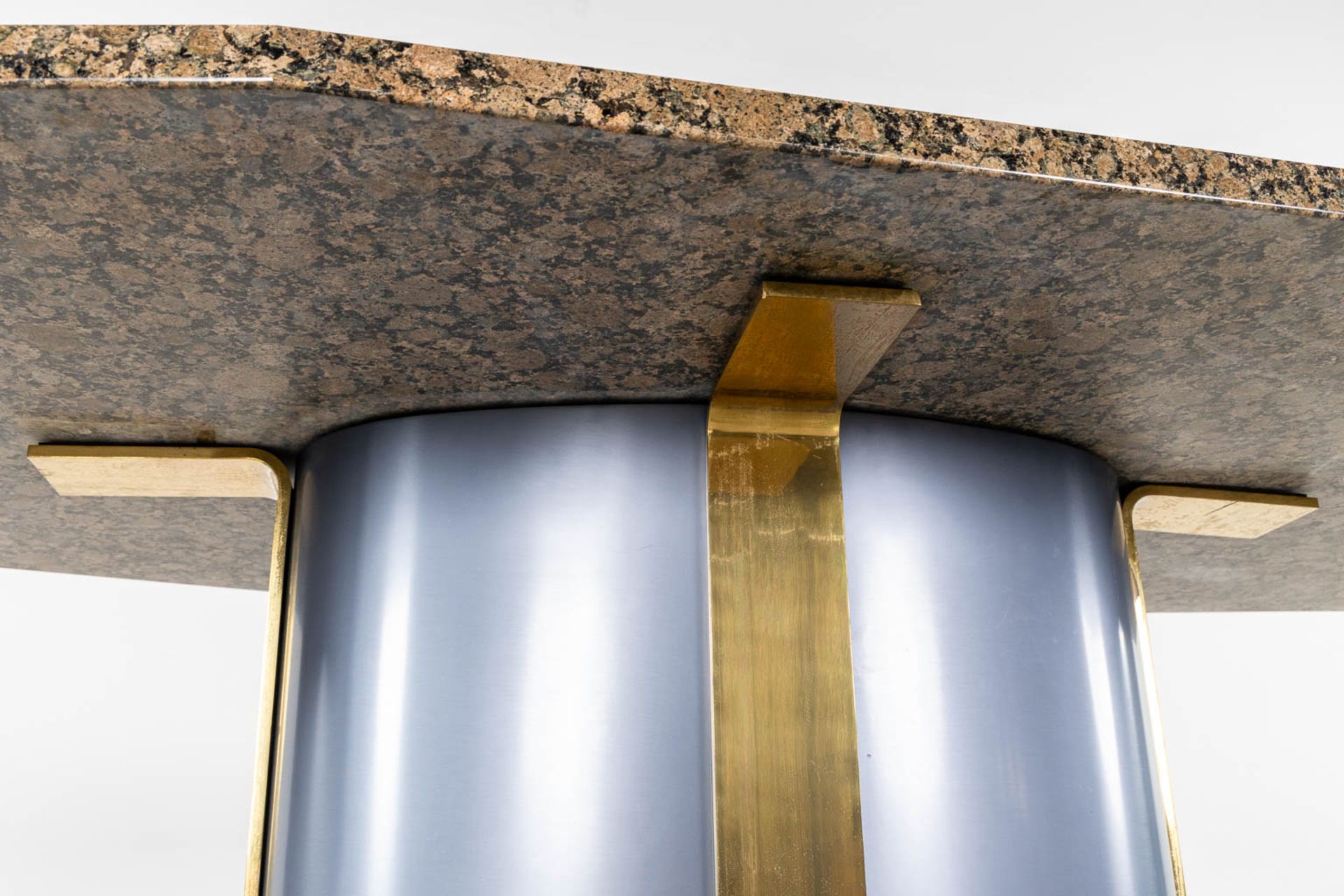 A diningroom table, bronze and patinated metal with a granite table top. (L:101 x W:210 x H:79 cm) - Bild 9 aus 10