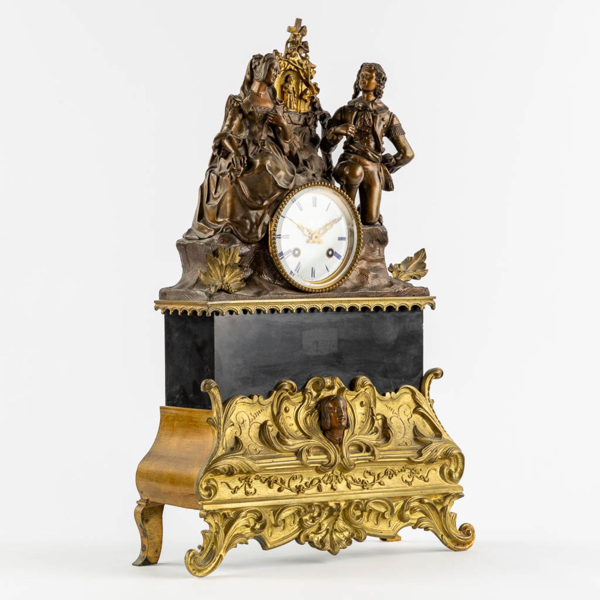 An antique mantle clock 'The Prayer', patinated and gilt bronze, black marble. 19th C. (L:12 x W:33 - Image 3 of 12
