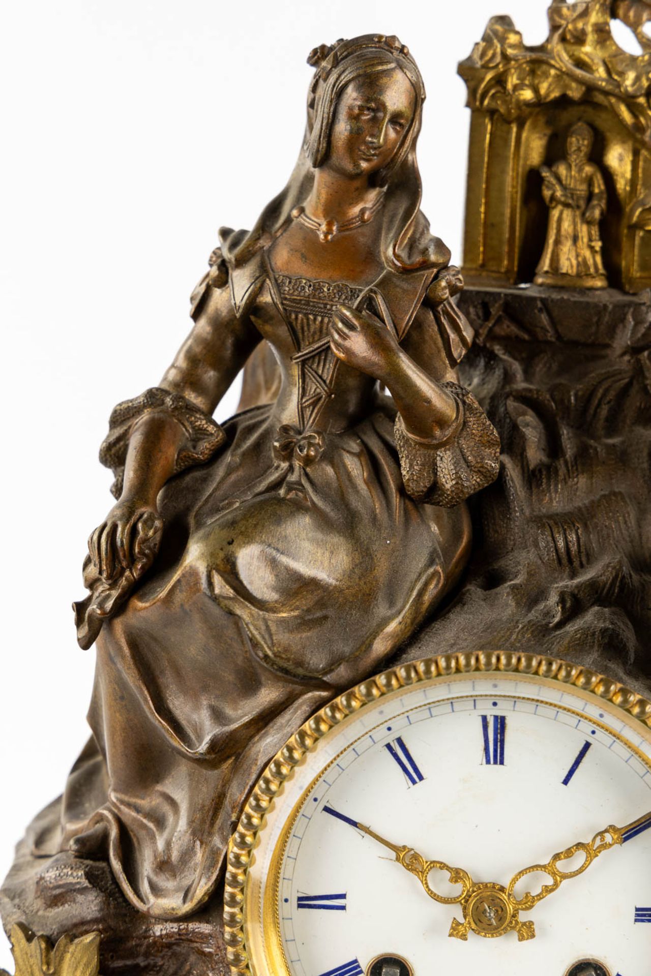 An antique mantle clock 'The Prayer', patinated and gilt bronze, black marble. 19th C. (L:12 x W:33 - Image 7 of 12