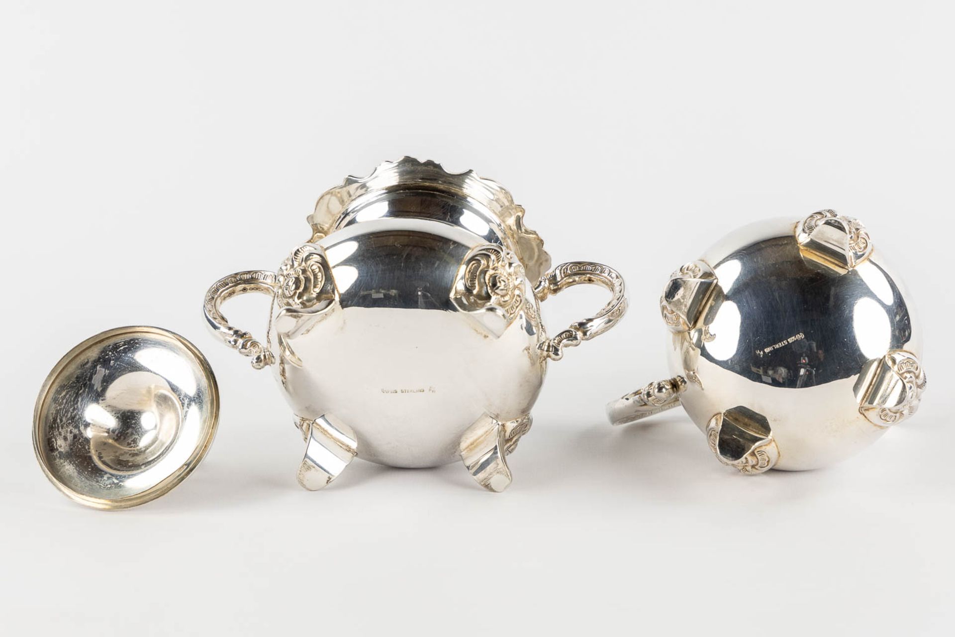 A Coffee and Tea service with a platter, silver, Germany. 925/1000. 4,049kg. (L:44,5 x W:69 cm) - Bild 17 aus 18