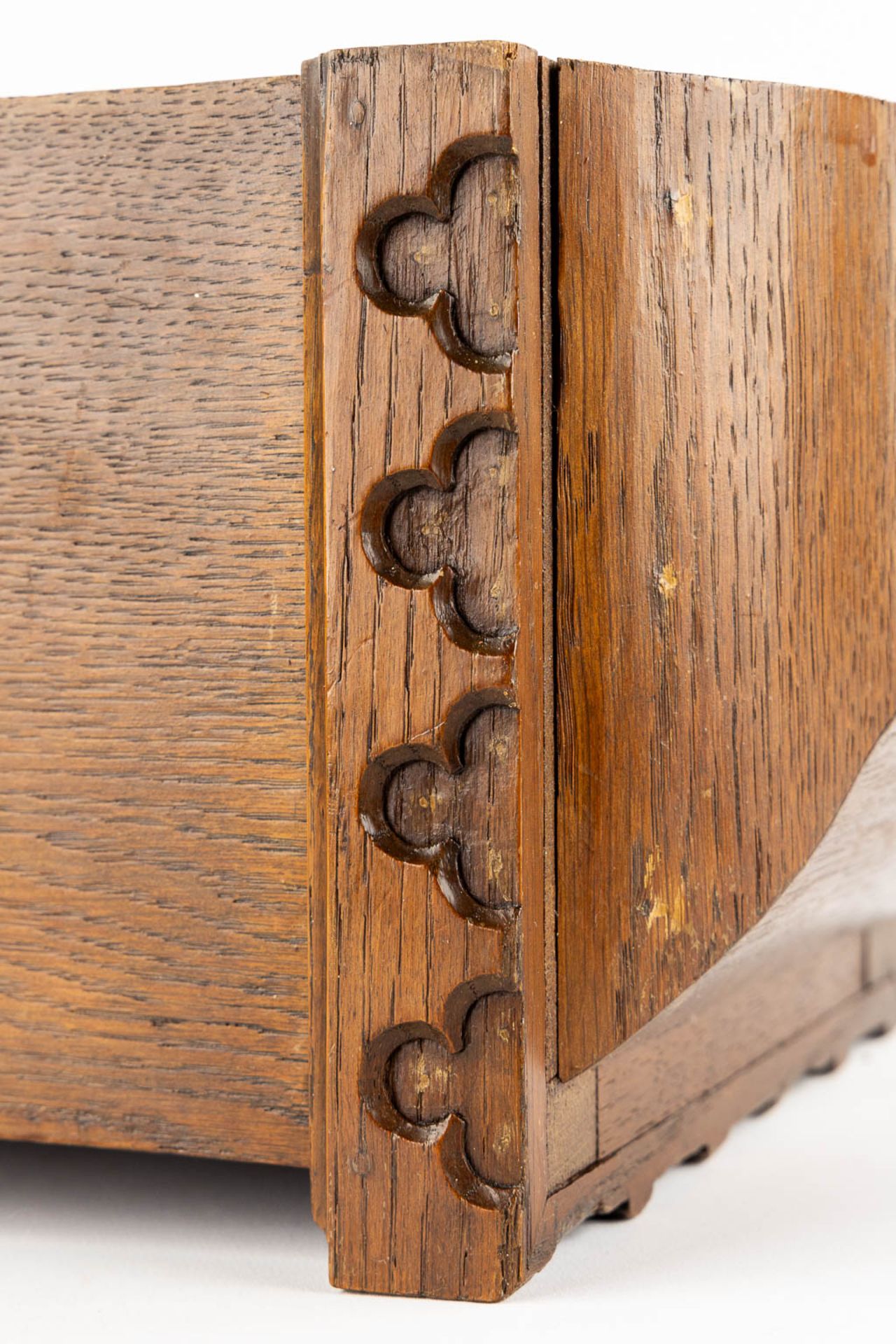 An Offertory or Poor box, sculptured oak, gothic revival. (L:20 x W:27 x H:42 cm) - Image 11 of 11