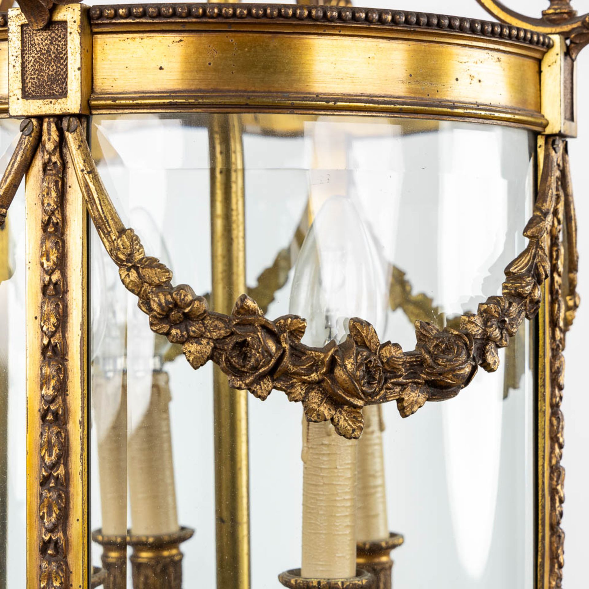 A lantern, brass and glass in Louis XVI style. (H:68 x D:37 cm) - Image 7 of 11