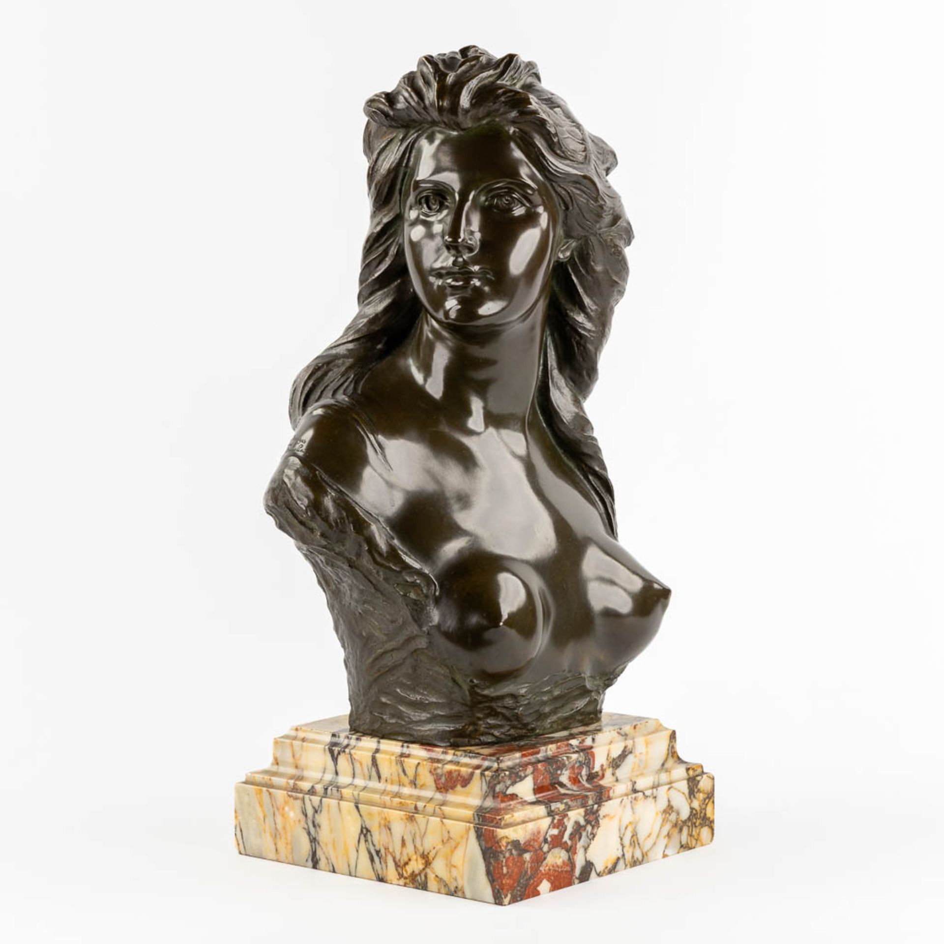 Jef LAMBEAUX (1852-1908) 'La Fierté' patinated bronze. (L:20 x W:35 x H:47 cm) - Image 3 of 10