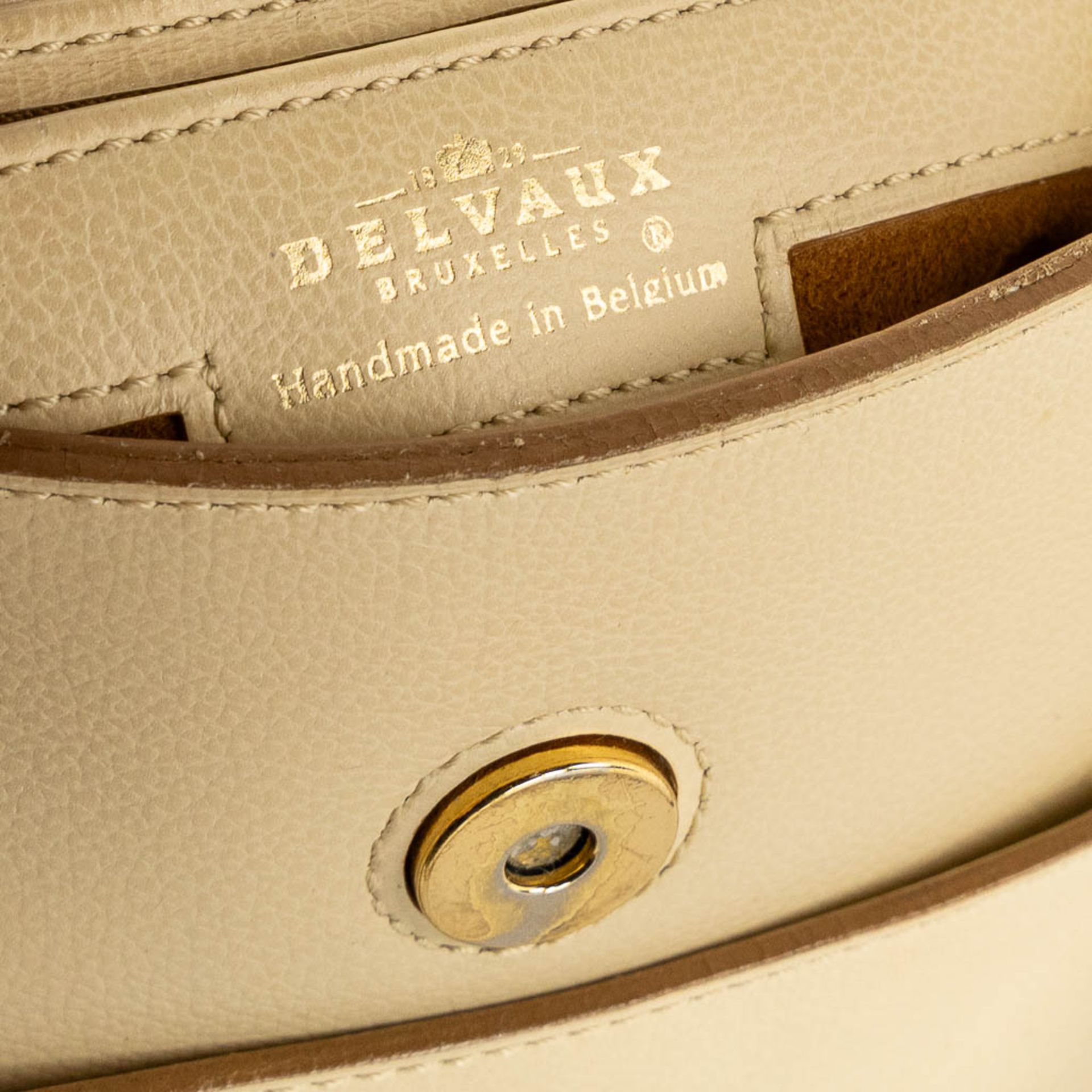 Delvaux model 'Reverie' Jumping, Ivoire. Ivory coloured leather. (L:11 x W:28 x H:23 cm) - Image 16 of 20