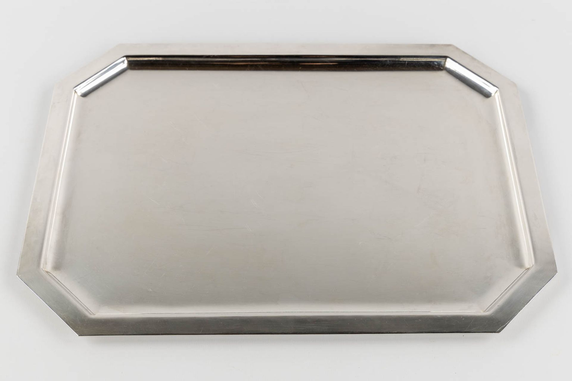 Wiskemann, a coffee and tea service, added two platter. Silver-plated metal and 'Metal Blanc'. (L:36 - Image 7 of 22