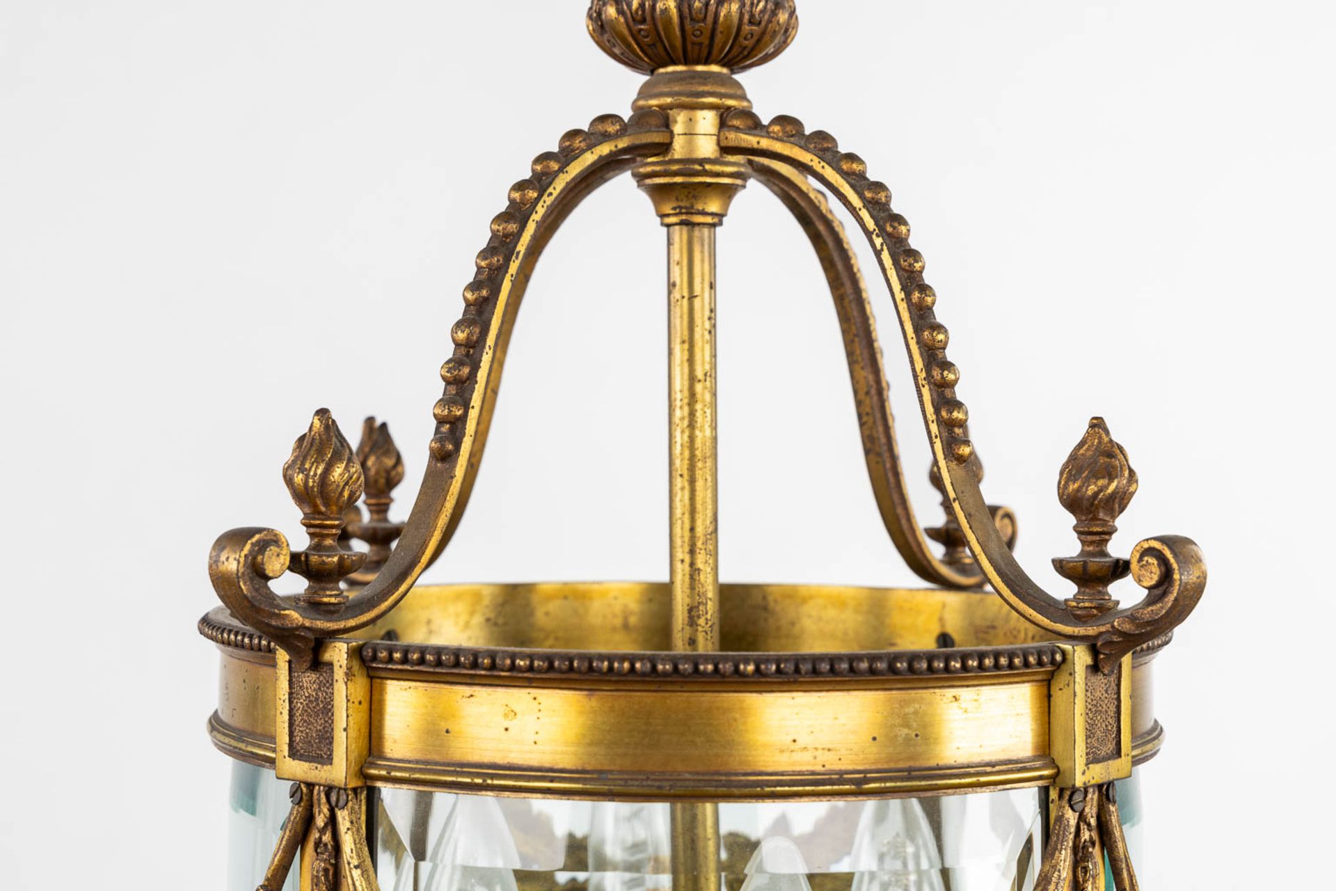 A lantern, brass and glass in Louis XVI style. (H:68 x D:37 cm) - Image 5 of 11