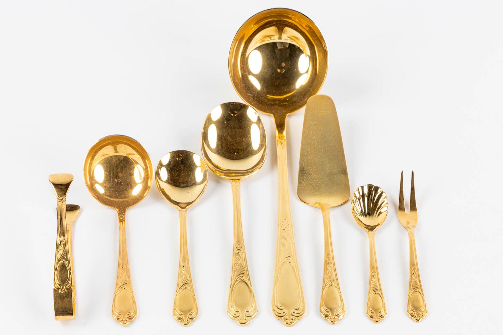 A gold-plated 'Solingen' flatware cutlery set, made in Germany. Model 'Louis XV' . (L:34 x W:45 x H: - Bild 4 aus 11
