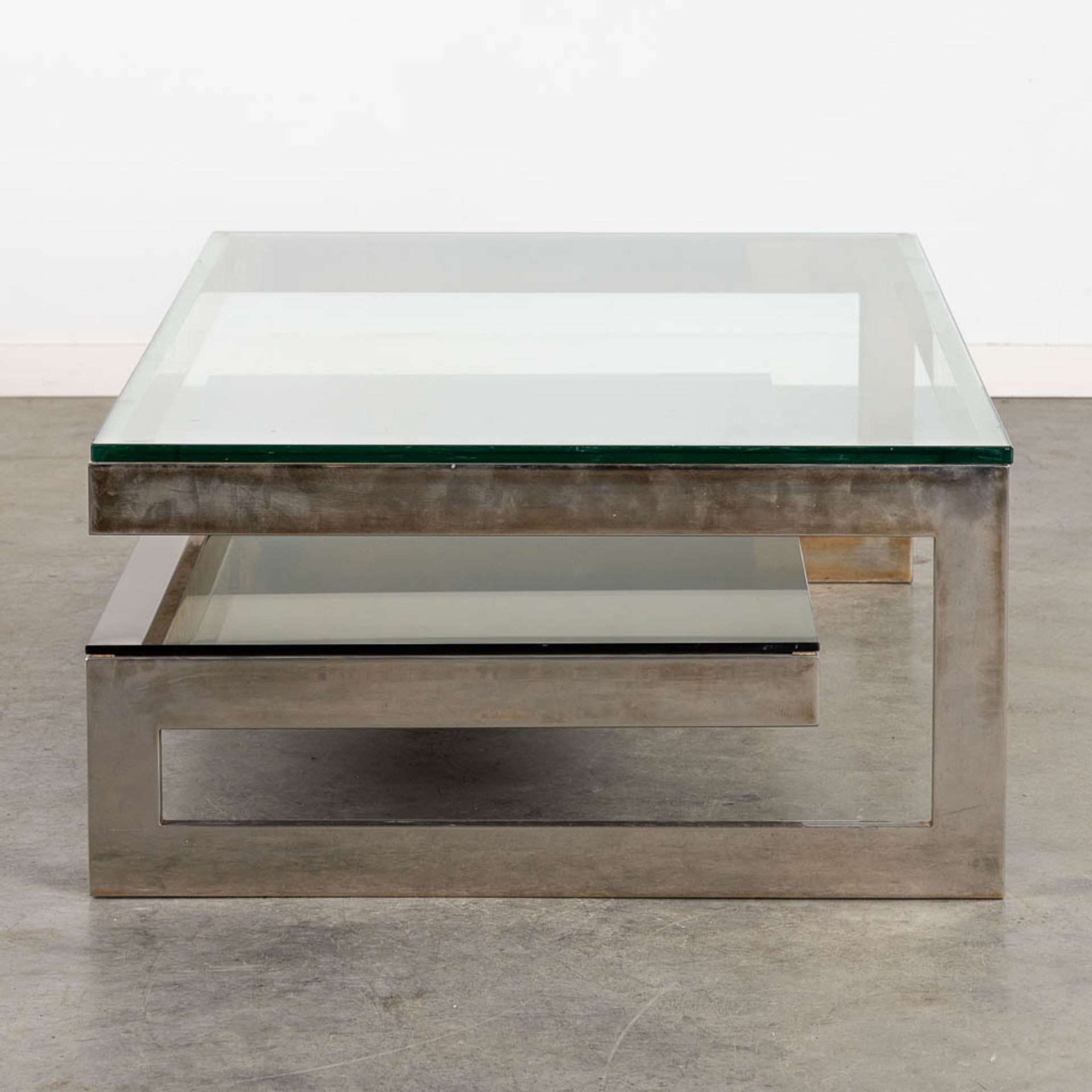 Belgo Chrome, a G-Shape coffee table. (L:75 x W:120 x H:38 cm) - Image 6 of 9