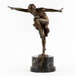 Eugène DE BREMAECKER (1879-1963) 'Dancing Lady' patinated bronze. 1923. Art Deco. (L:19 x W:35 x H:4