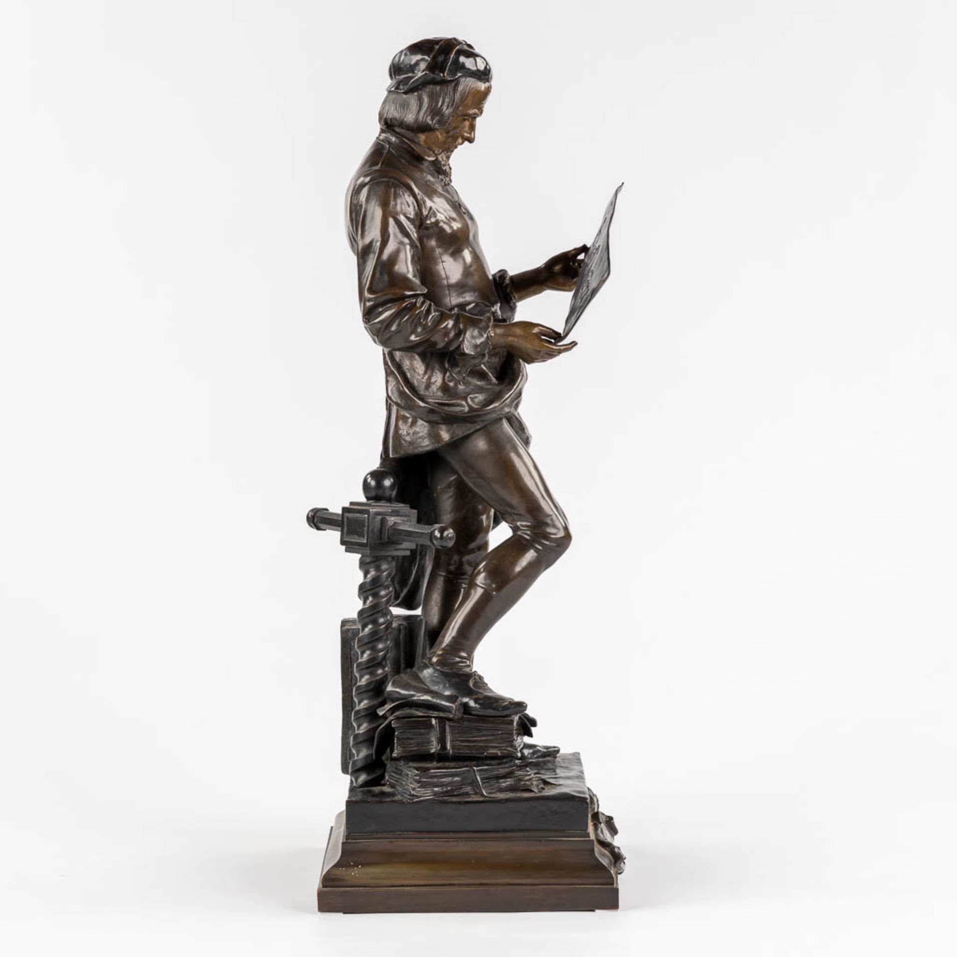 Adrien Etienne GAUDEZ (1845-1902) 'Guttenberg' patinated bronze. Hors Concours. (L:32 x W:35 x H:92 - Bild 6 aus 9