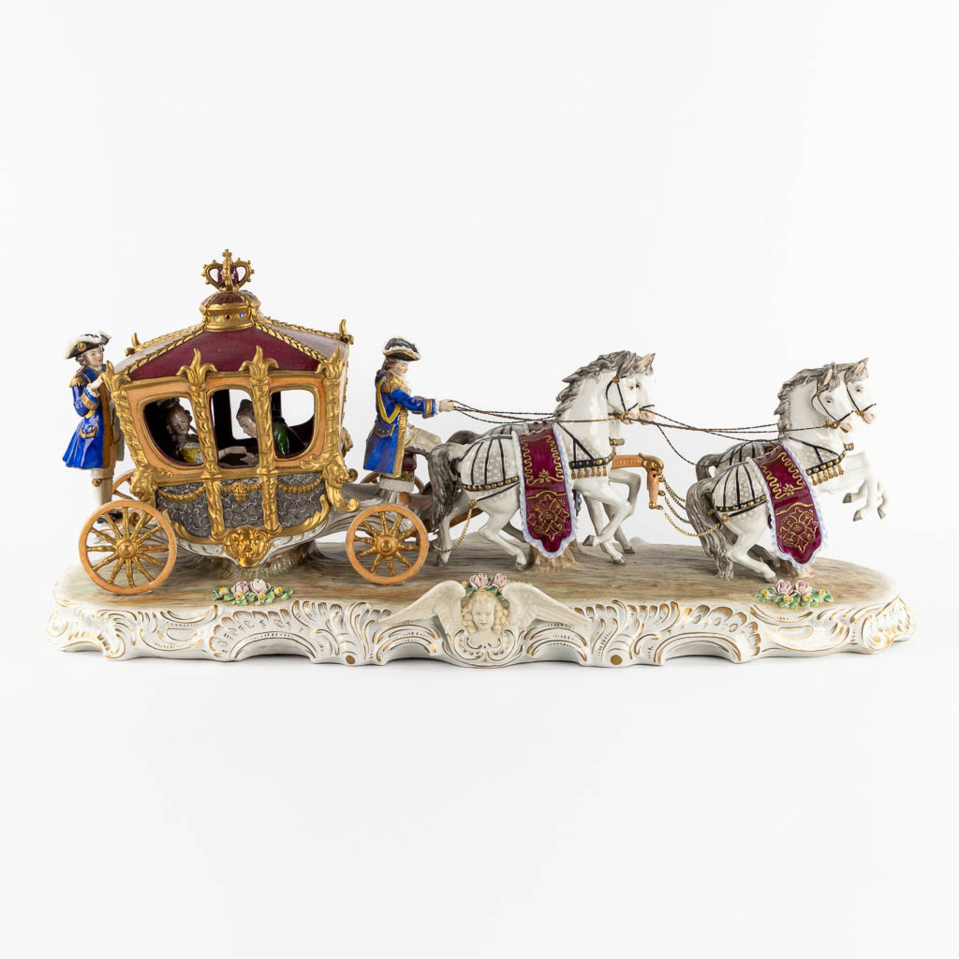 Sitzendorf, a large horse-drawn carriage, polychrome porcelain. (L:28 x W:74 x H:33 cm) - Bild 3 aus 15