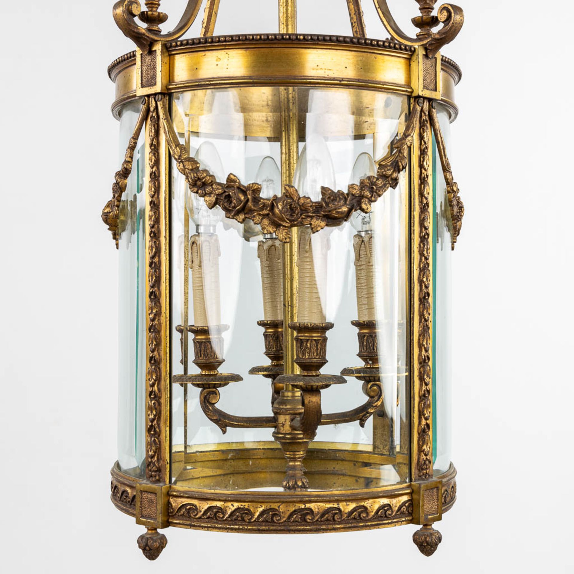A lantern, brass and glass in Louis XVI style. (H:68 x D:37 cm) - Image 6 of 11