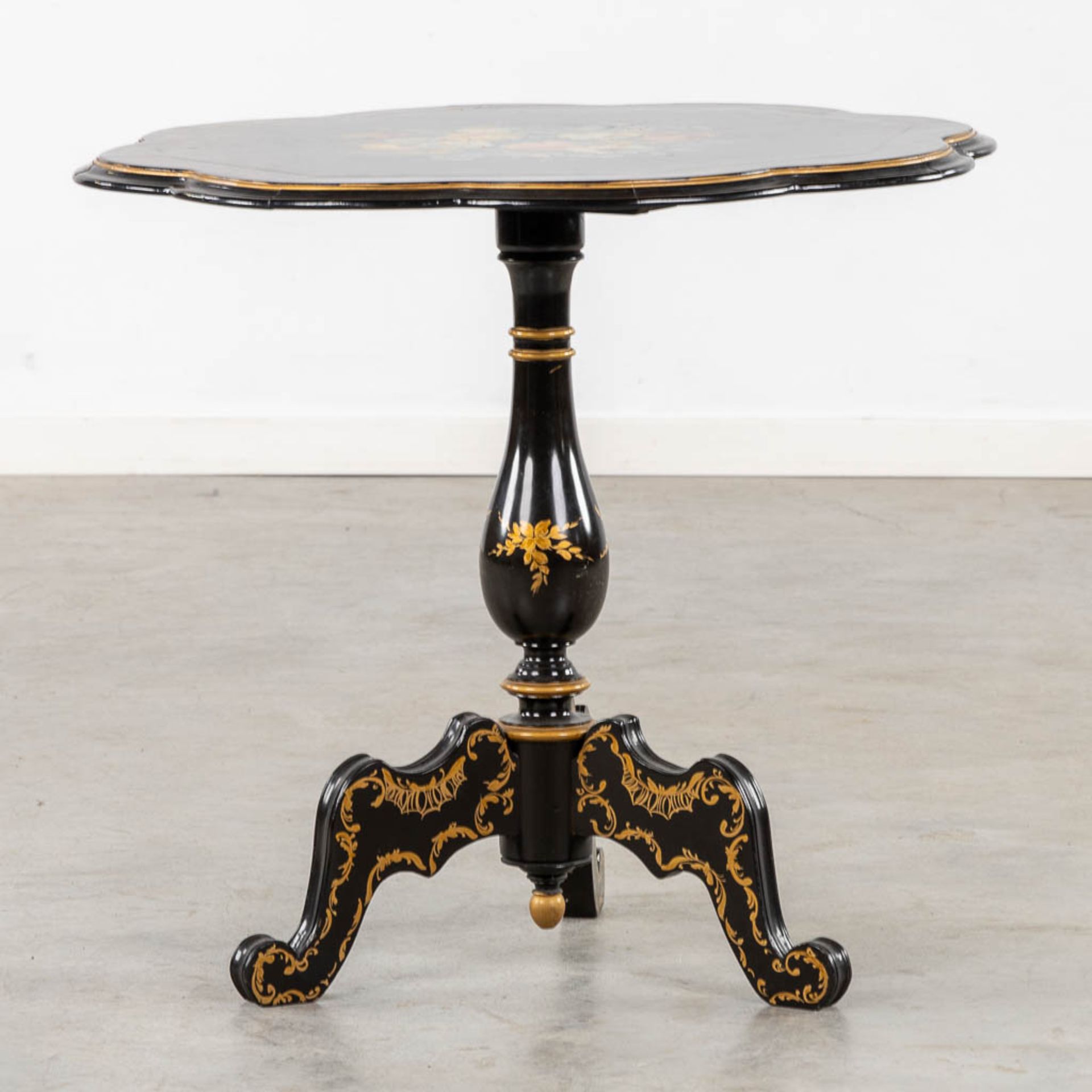 A Tilt-Top table with hand-painted floral decor, Napoleon 3 style. (H:67 x D:72 cm) - Image 5 of 9