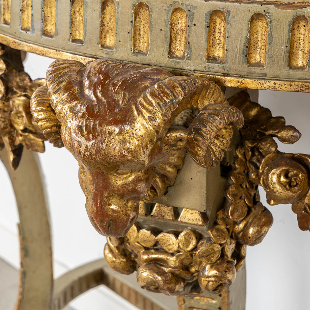 A pair of console tables with ram's heads, Louis XVI style, Italy, 19th C. (L:50 x W:110 x H:84 cm) - Image 6 of 10