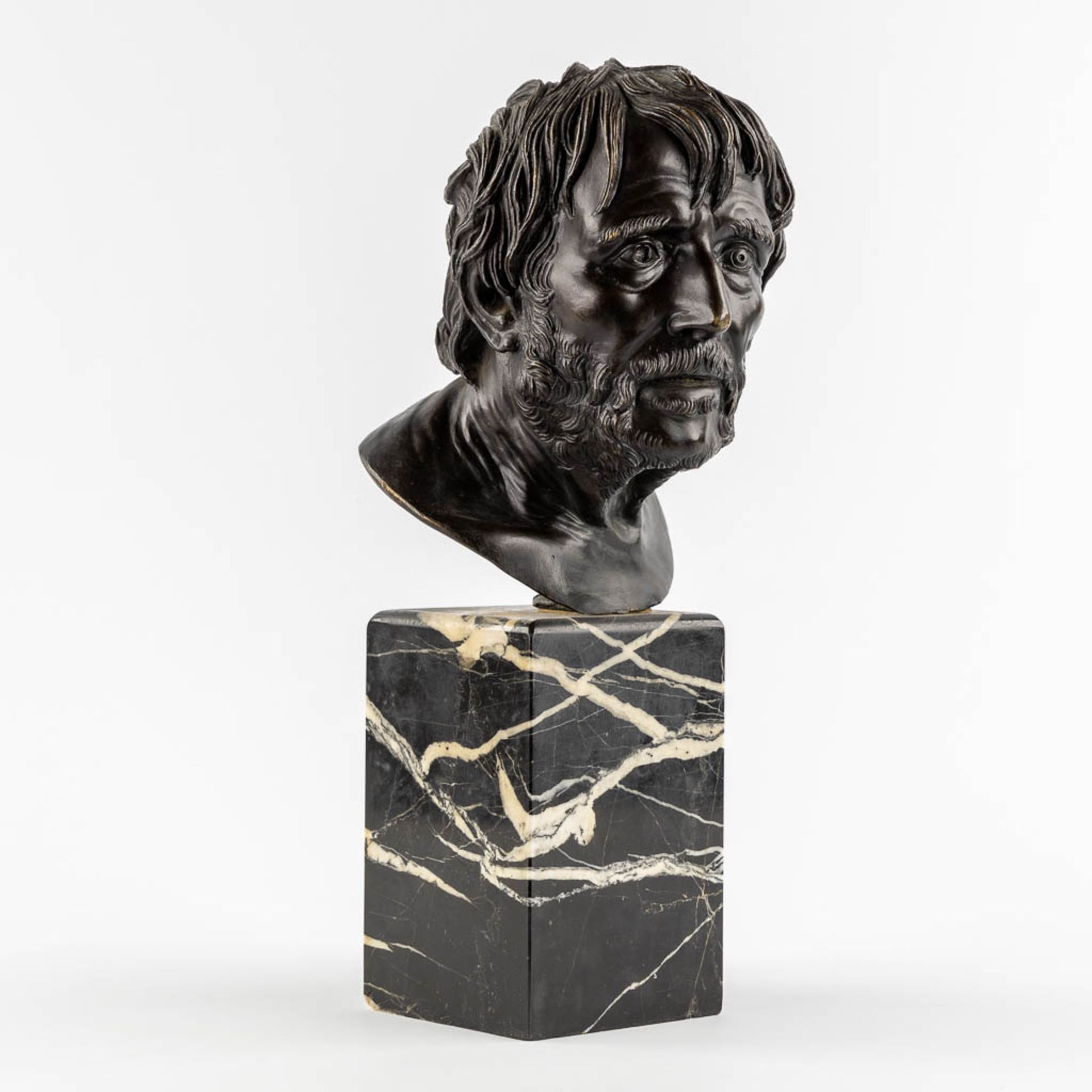 Bust of 'Pseudo-Seneca', patinated bronze mounted on a marble base. 19th C. (L:20 x W:18,5 x H:26 cm - Bild 4 aus 9