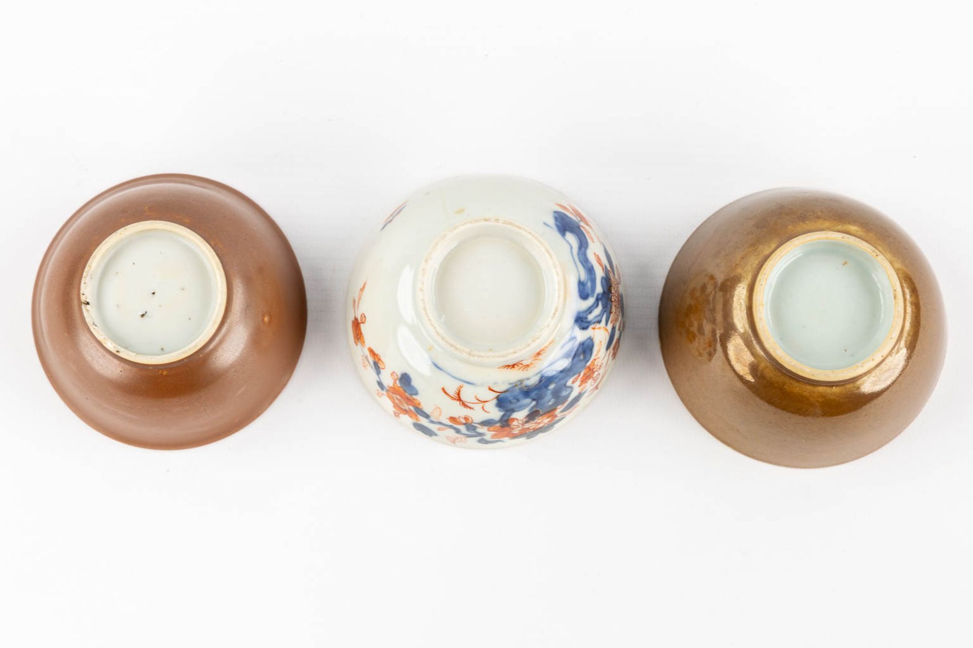A collection of Famille Rose, Imari and Capucine. Chinese and Japanese porcelain. 19th/20th C. (W:33 - Bild 12 aus 12