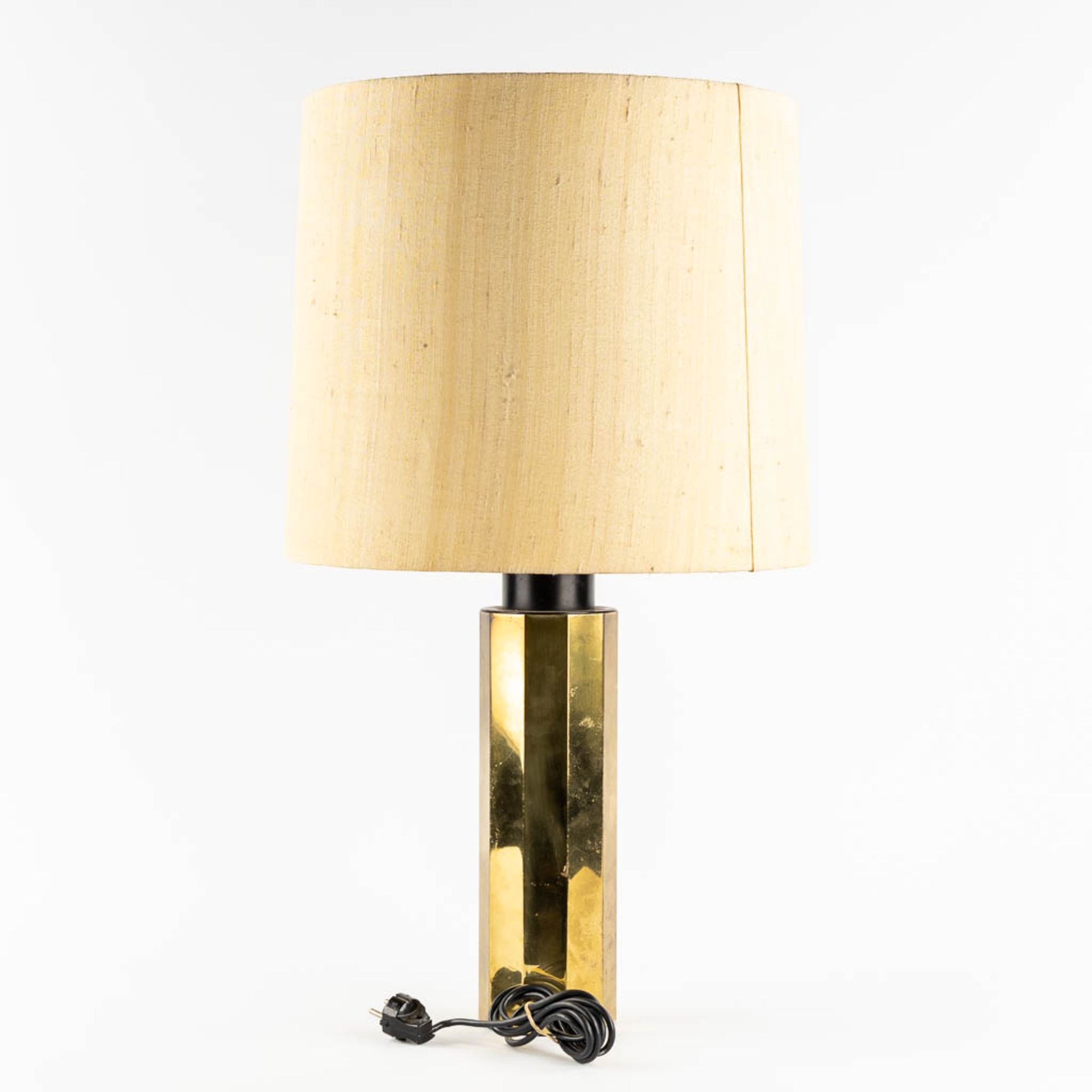 A mid-century table lamp, gilt brass. Scandinavia, circa 1960. - Image 4 of 9