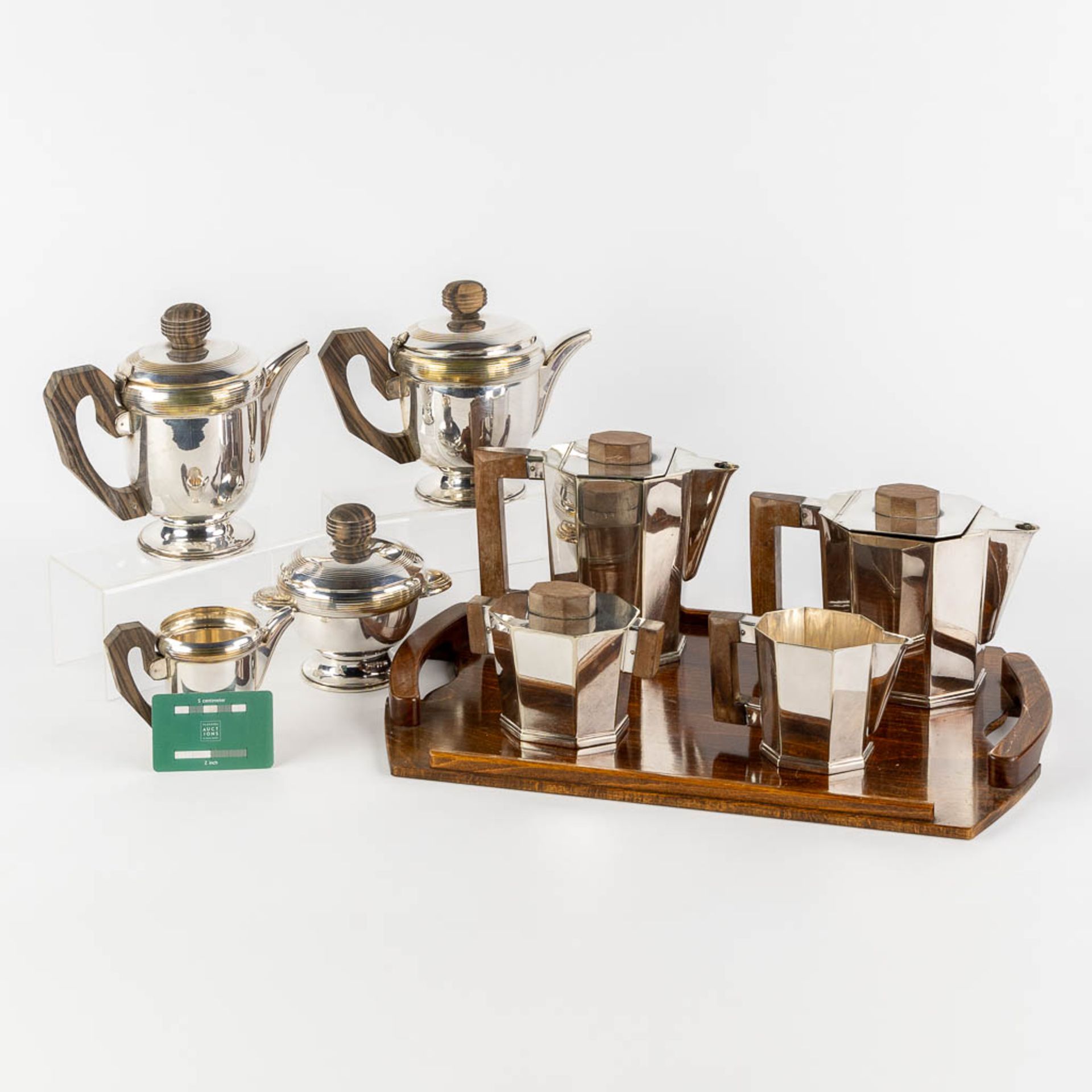 Two silver-plated coffee and tea services, Art Deco. (L:31 x W:49 cm) - Bild 2 aus 22