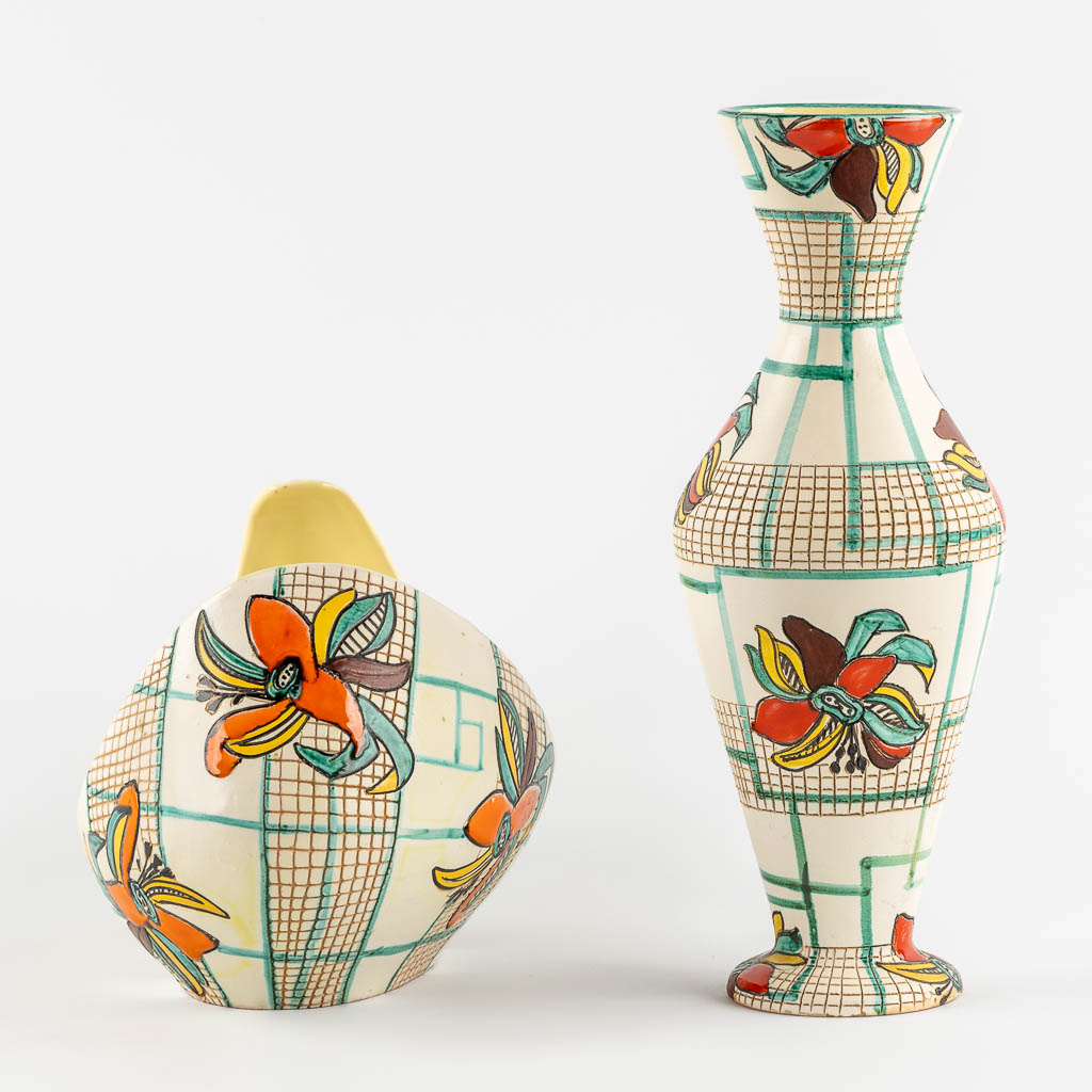 Volpi Deruta, two ceramic vases. Italy, circa 1950. (H:33 cm) - Image 3 of 12