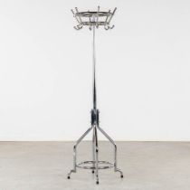 Tubax, a mid-century coathanger. Chromed metal. (H:173 x D:58 cm)