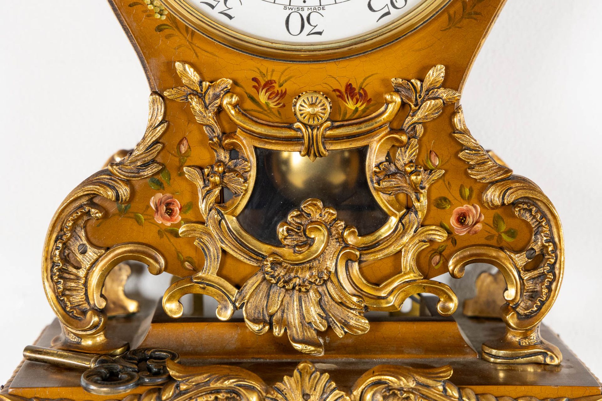 Zenith, a cartel clock. Wood with a hand-painted decor, gilt bronze mounted in louis XV style. (W:27 - Bild 4 aus 11