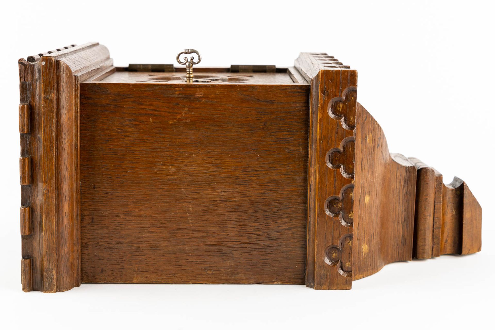 An Offertory or Poor box, sculptured oak, gothic revival. (L:20 x W:27 x H:42 cm) - Image 6 of 11