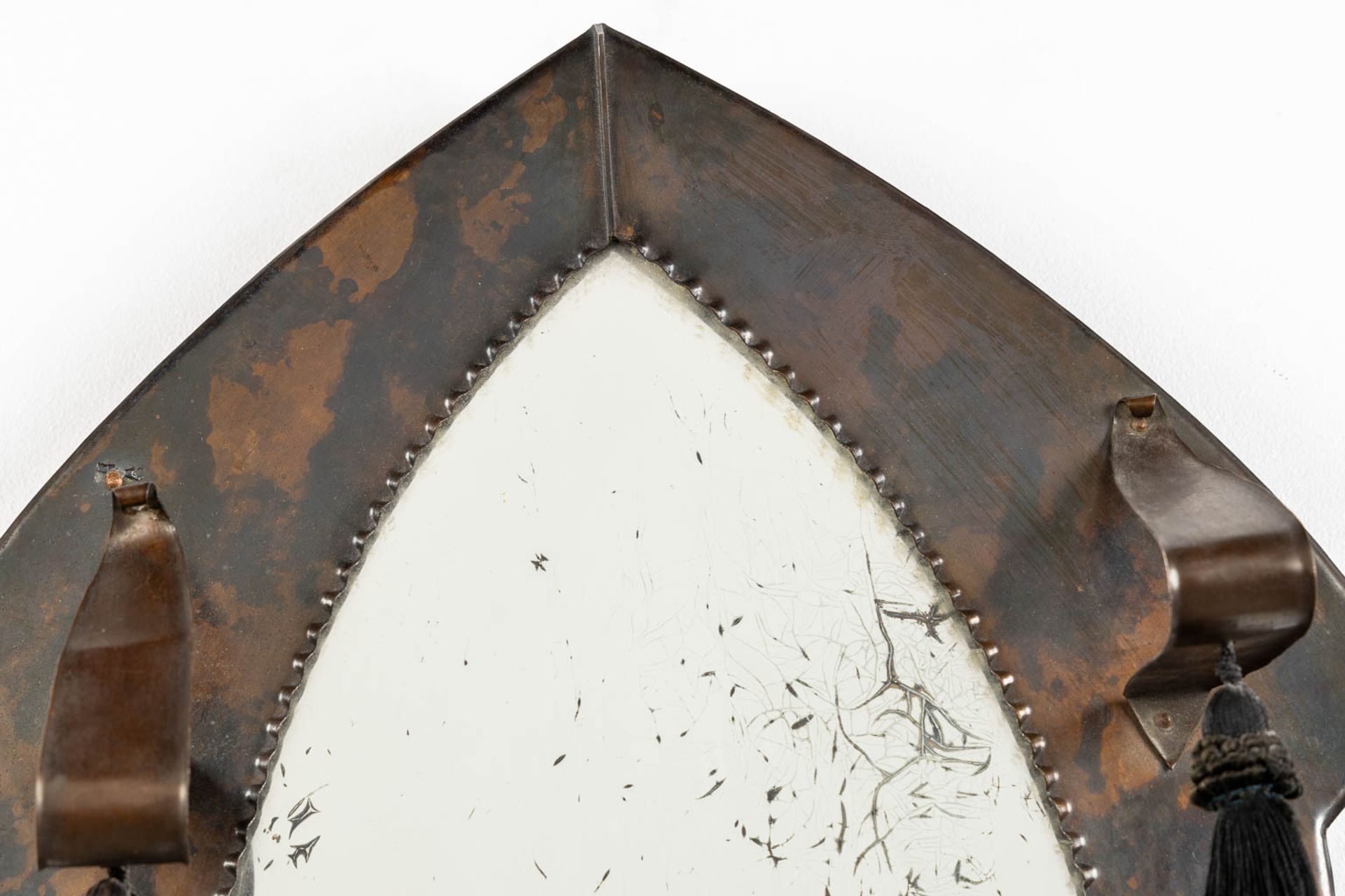 Two Mirrors, hammered copper, Amsterdam School, Art Deco. (W:36 x H:54 cm) - Image 9 of 10