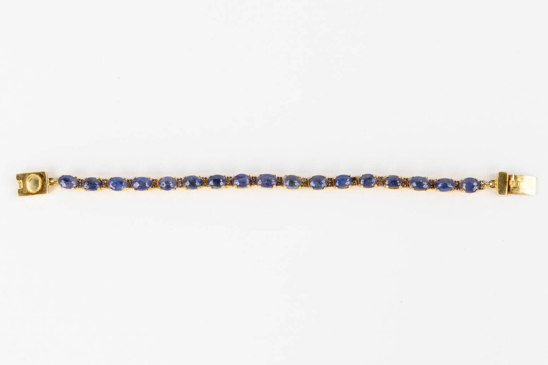 A bracelet, gilt silver with cabochon Sapphires and old cut diamonds. 23,35g. - Image 5 of 8